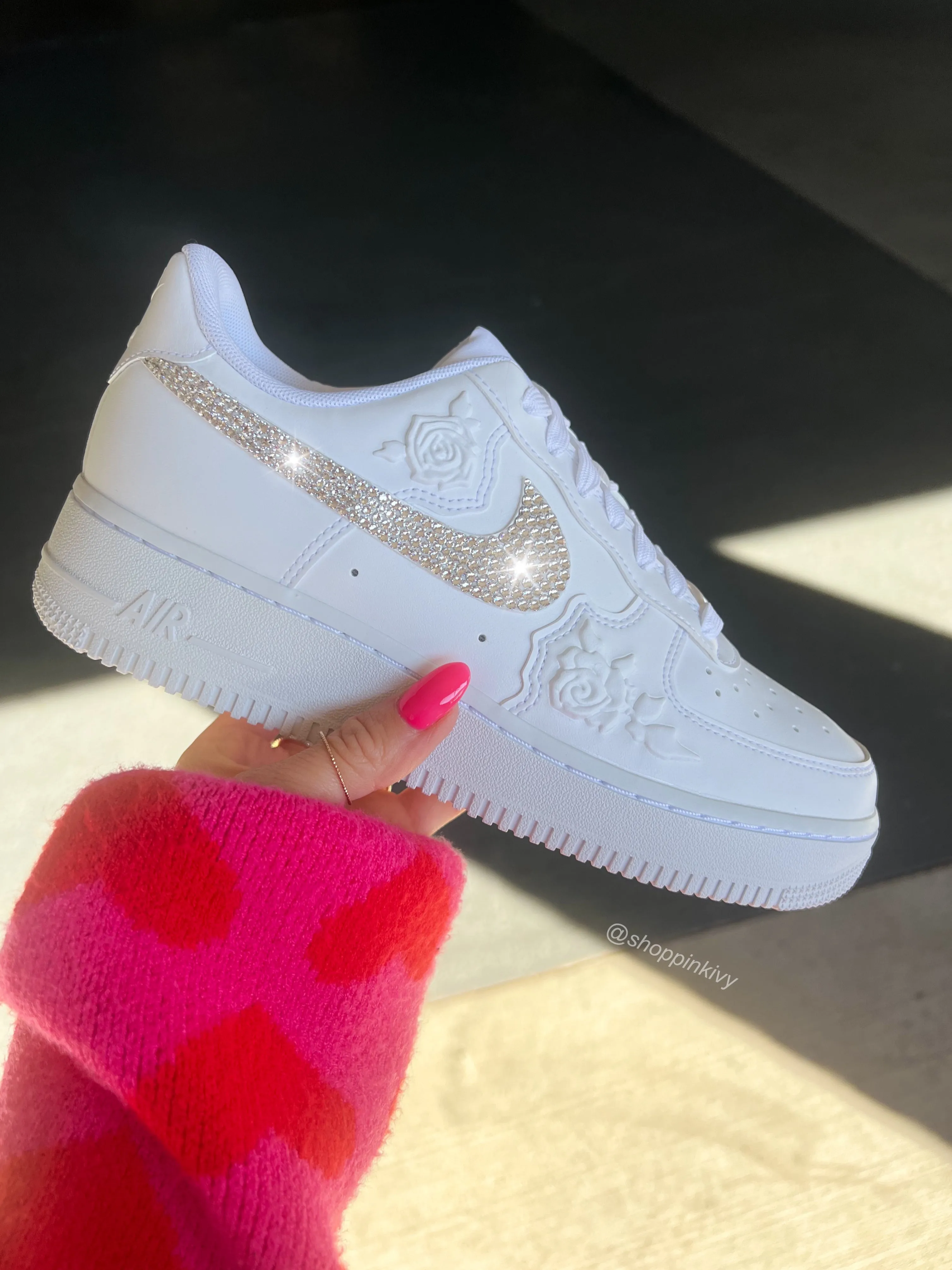 Step Trend Weekend Vibes White Roses Swarovski Nike Air Force 1 ST