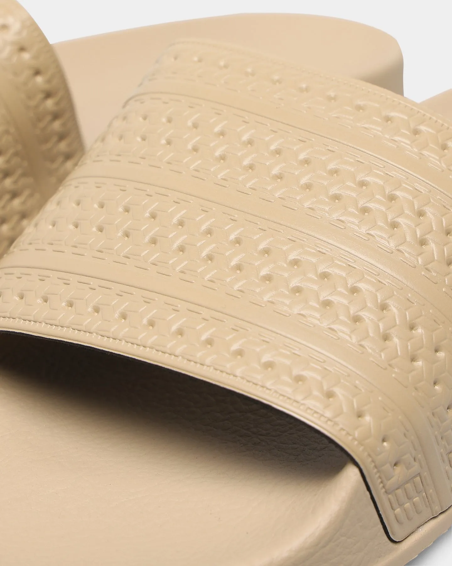 Adidas Adilette Slides Beiton/Beiton/Beiton Star Walk Ventilated Mesh Sunny Walks