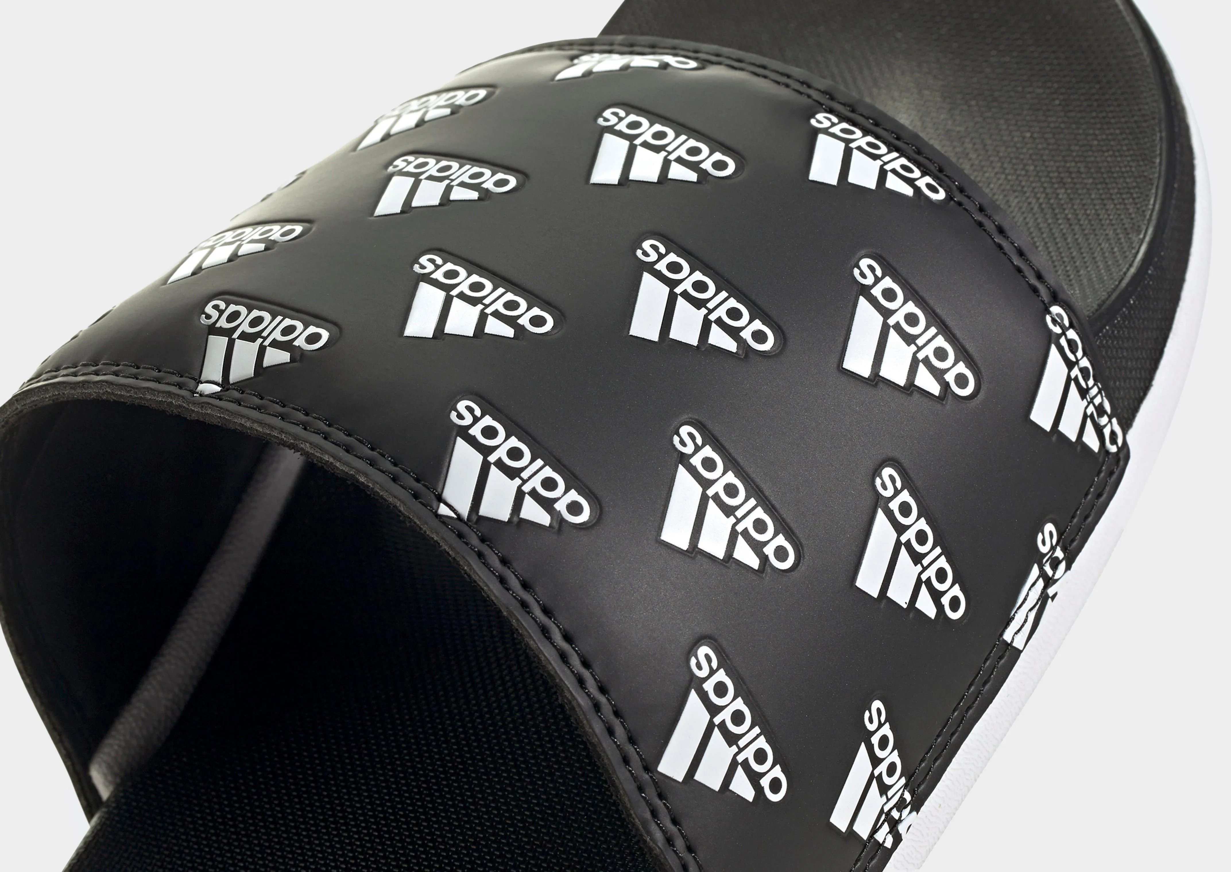 Peak Hike Adilette Comfort Slides