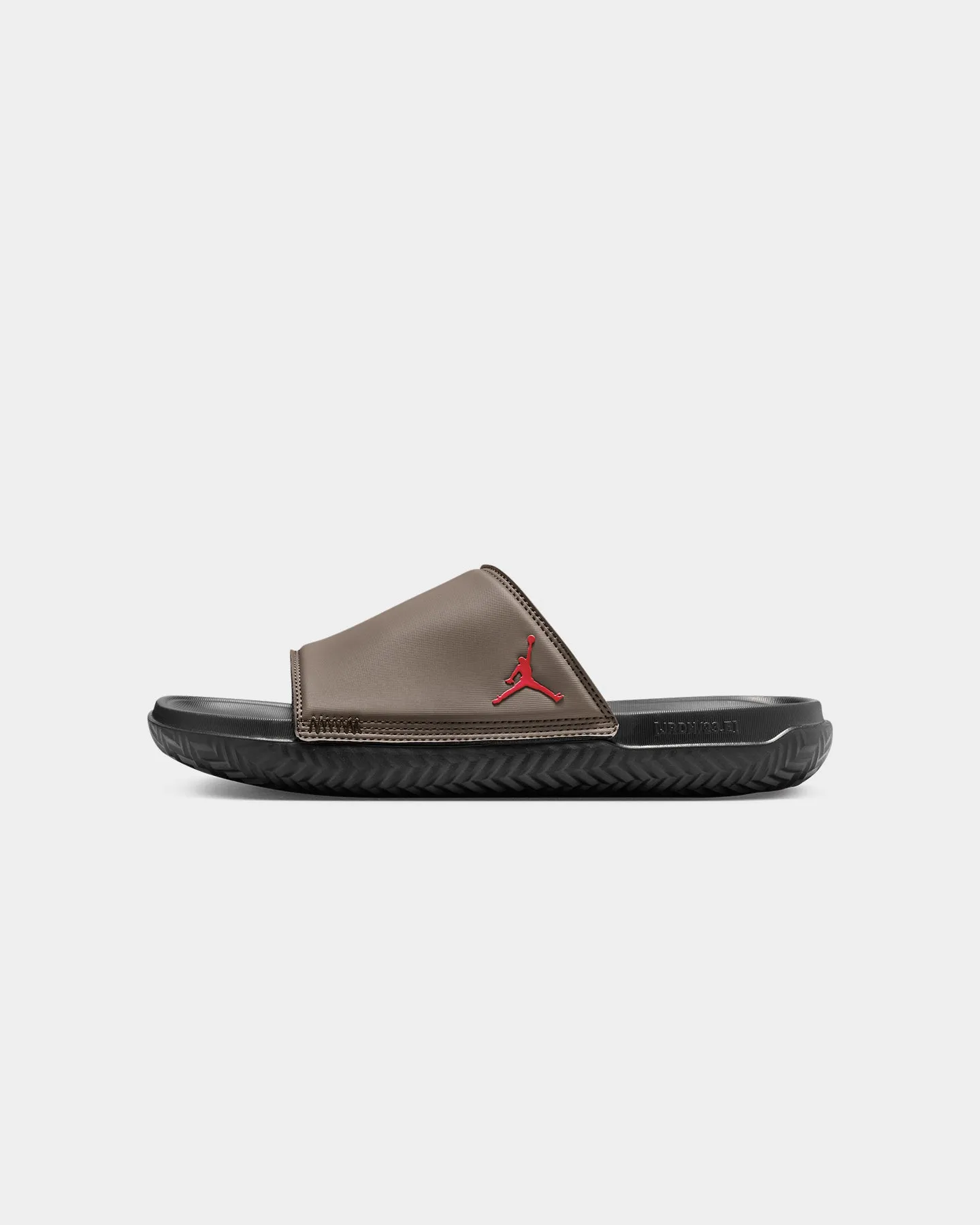 Cushioned Base Busy Professionals Jordan Play Palomino/Fire Red