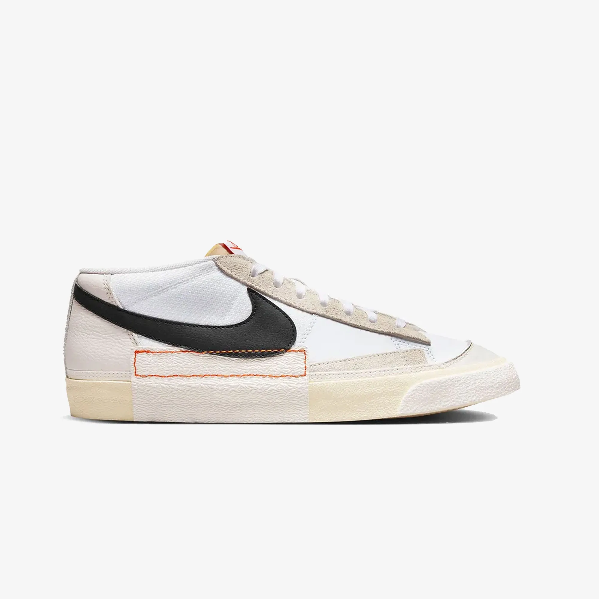 Customizable NIKE | BLAZER LOW PRO CLUB { WHITE/BLACK-BEACH-SUMMIT WHITE
