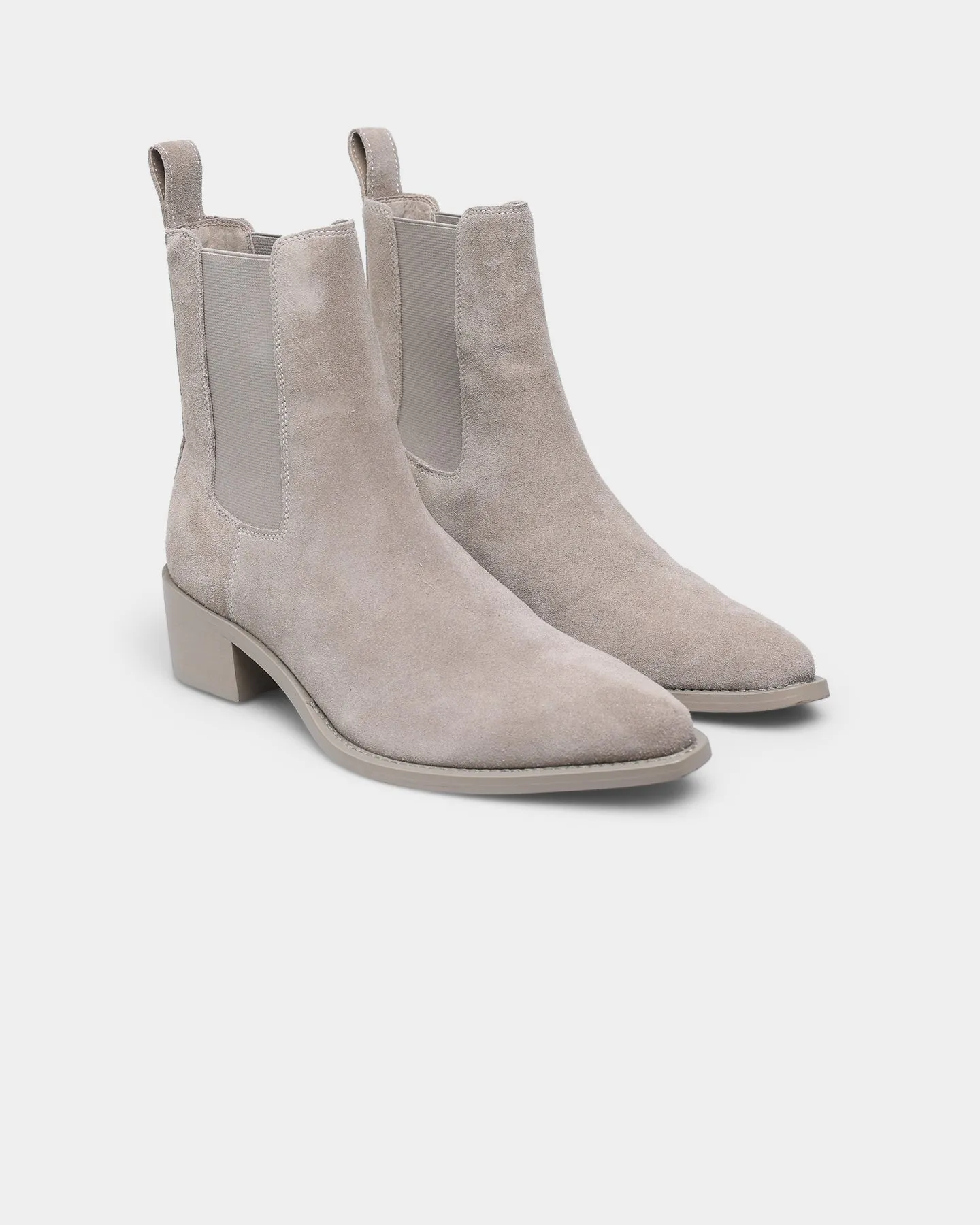 Saint Morta Nomad Pointy Toe Chelsea Boot Taupe Feather Light Long Distance shape fit
