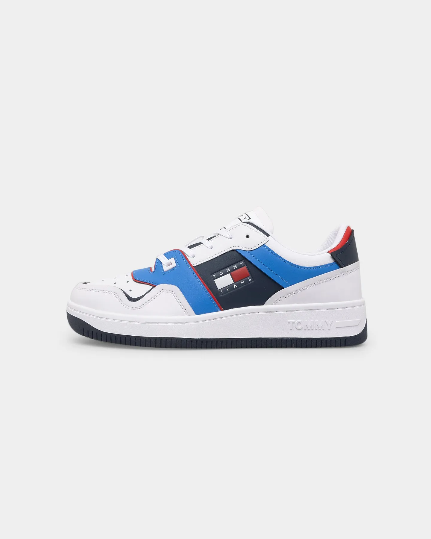 Tommy Jeans Archive Basketball Trainers White Weekend Trail Daily Movement