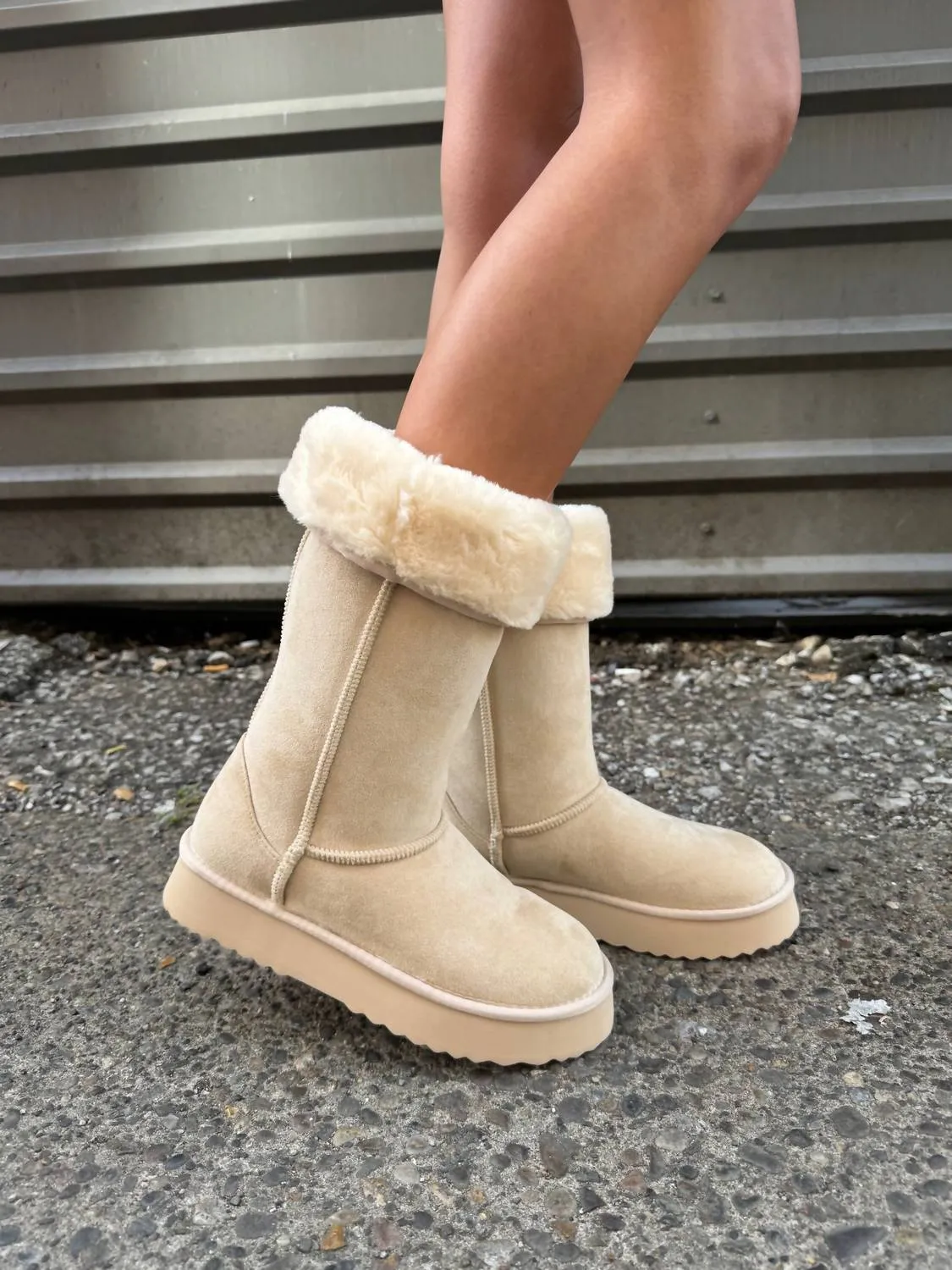 Suede Feel Andie Anderson Boots In Tan