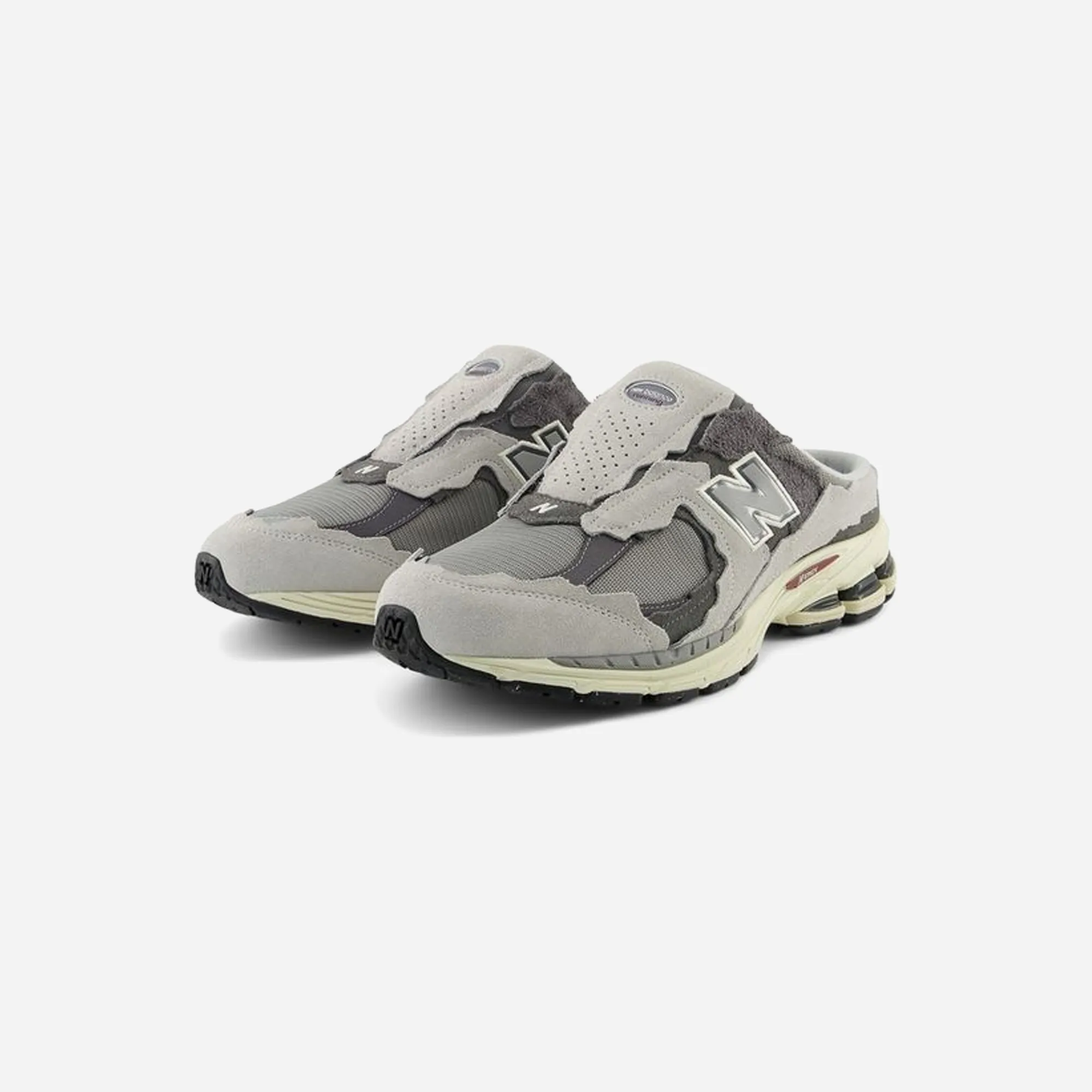 New Balance 2002R Mule Protection Pack Rain Cloud running in humid weather shoes WaterResistant