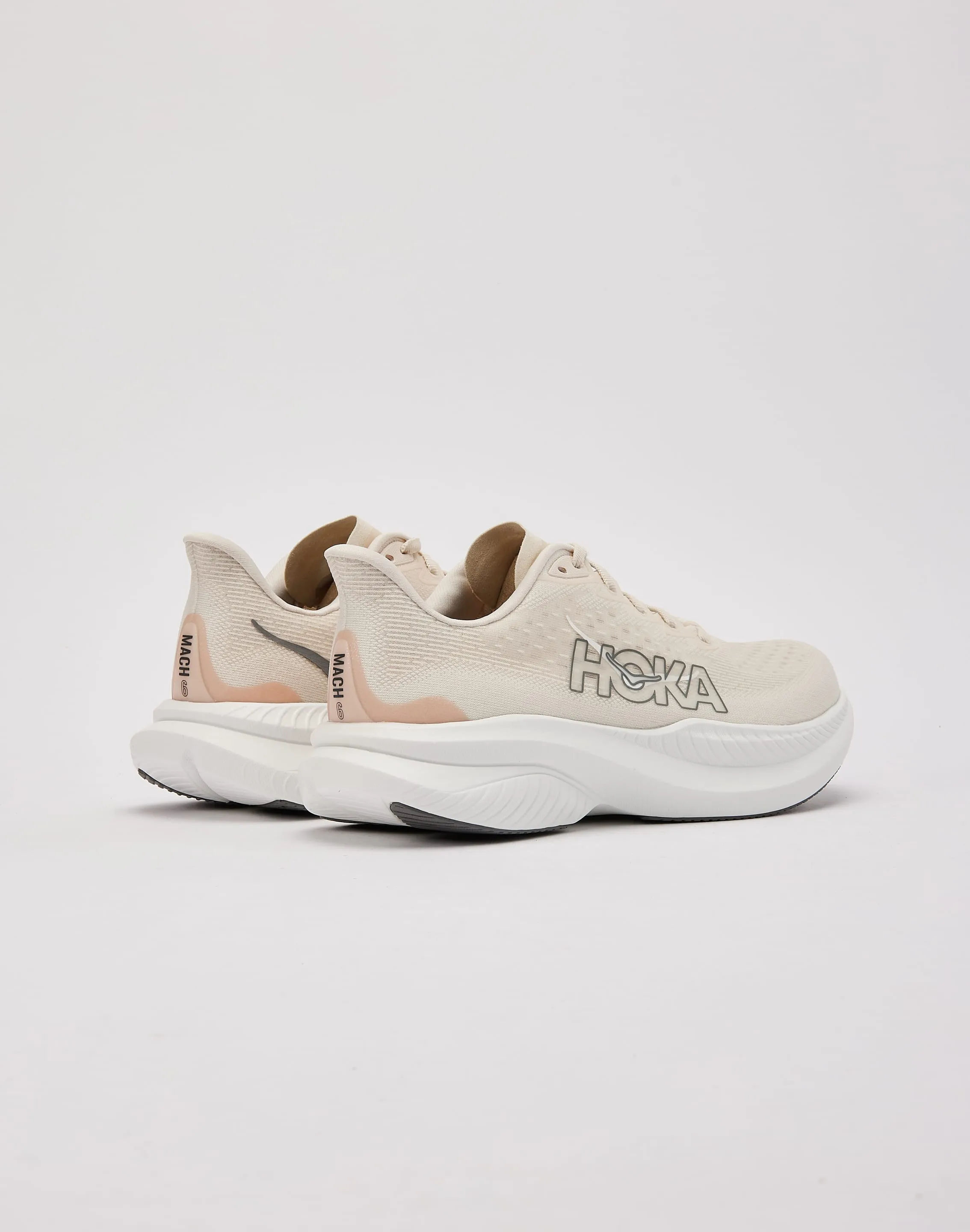 continuous running gear HOKA Mach 6