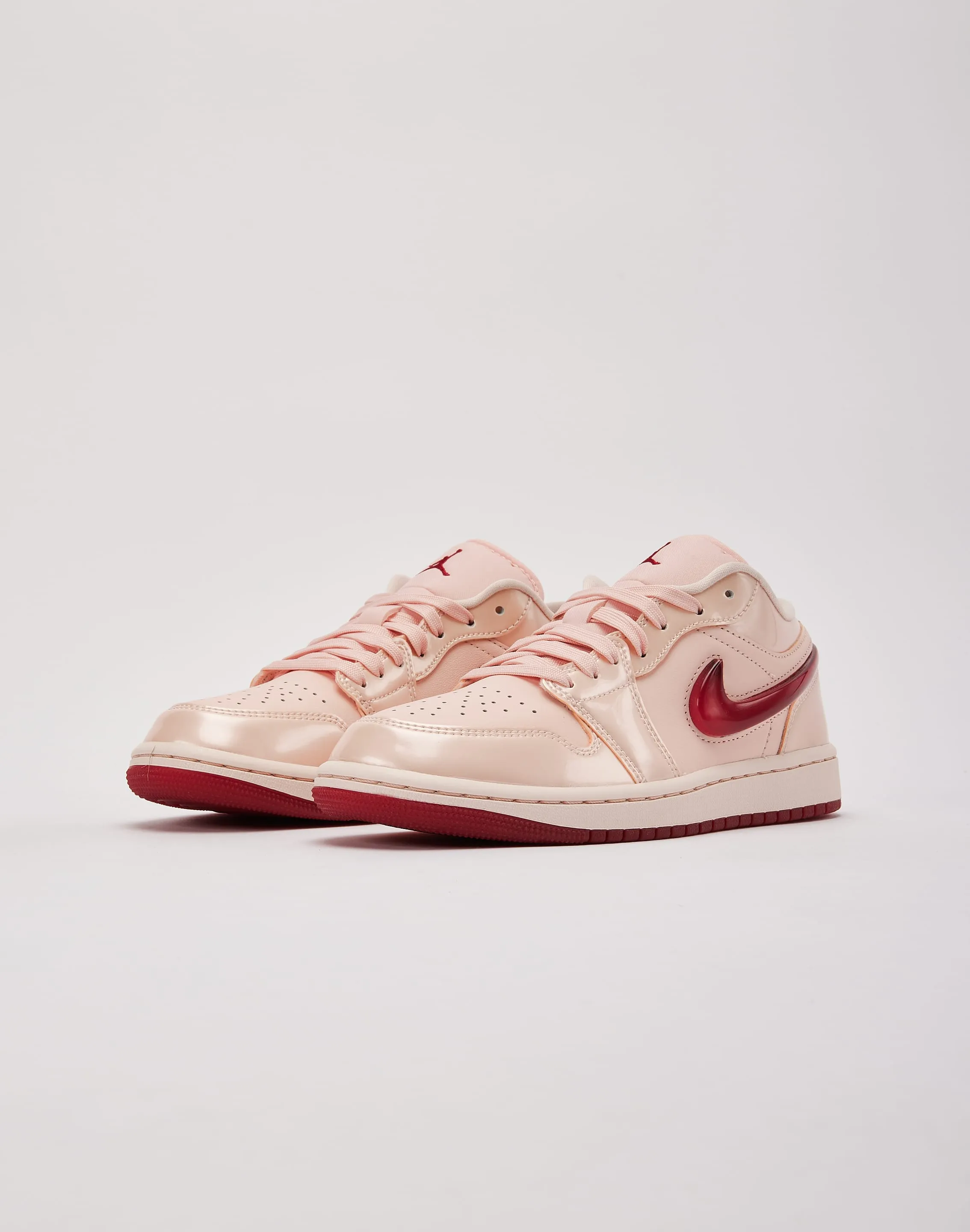 Multi-Purpose Design Floor Grip Jordan Air Jordan 1 Low SE