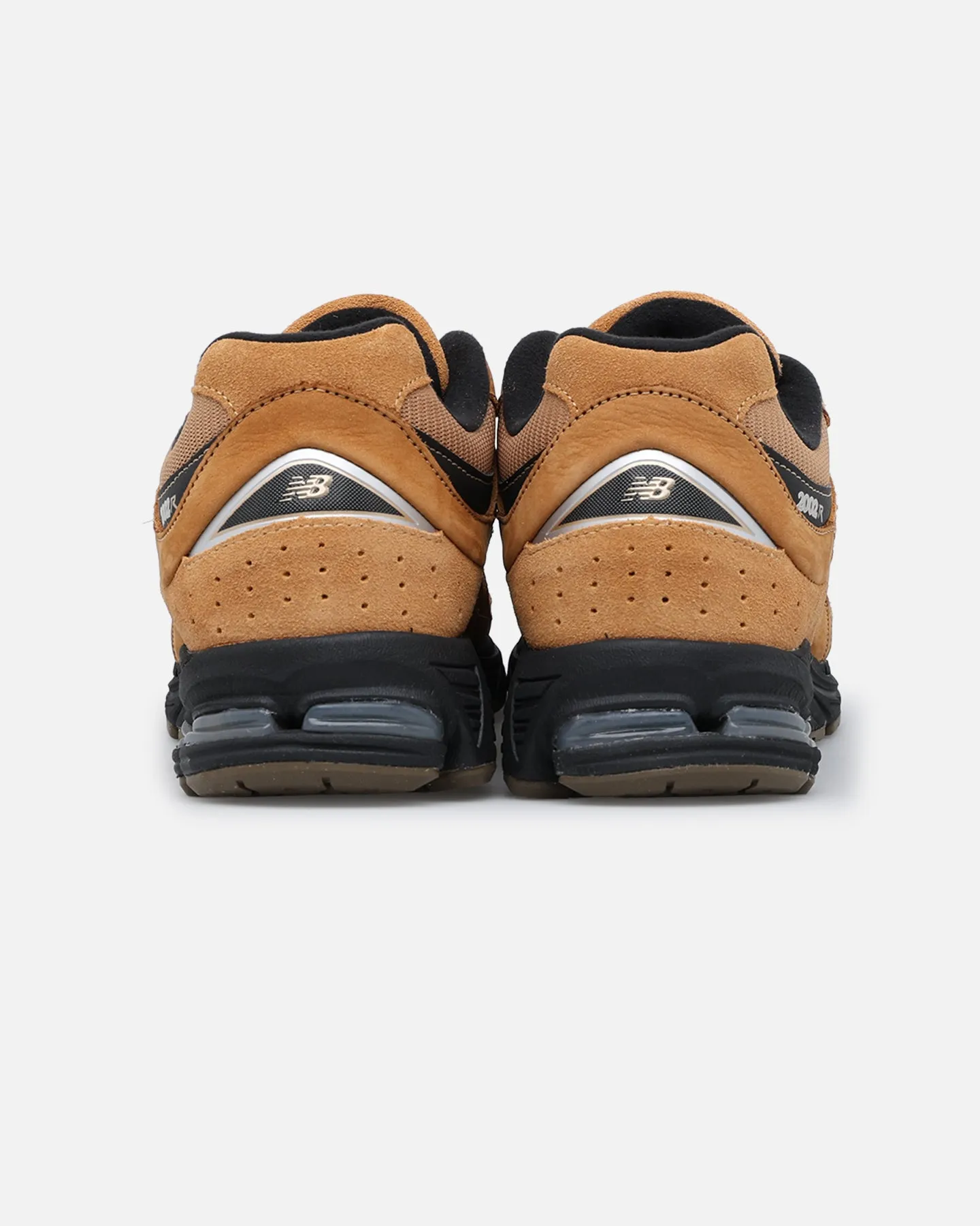 New Balance 2002 Tobacco Cold Guard Swift Glide