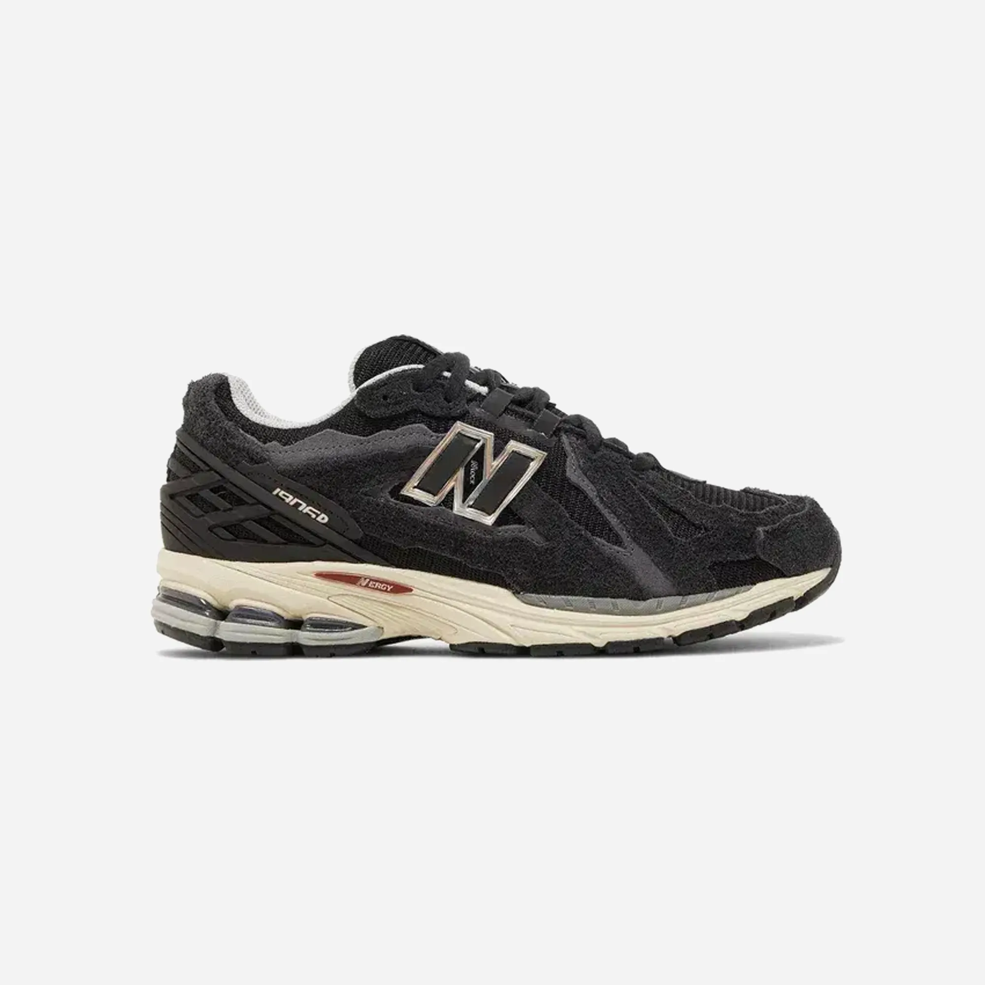 New Balance 1906D Protection Pack Black running for socializing