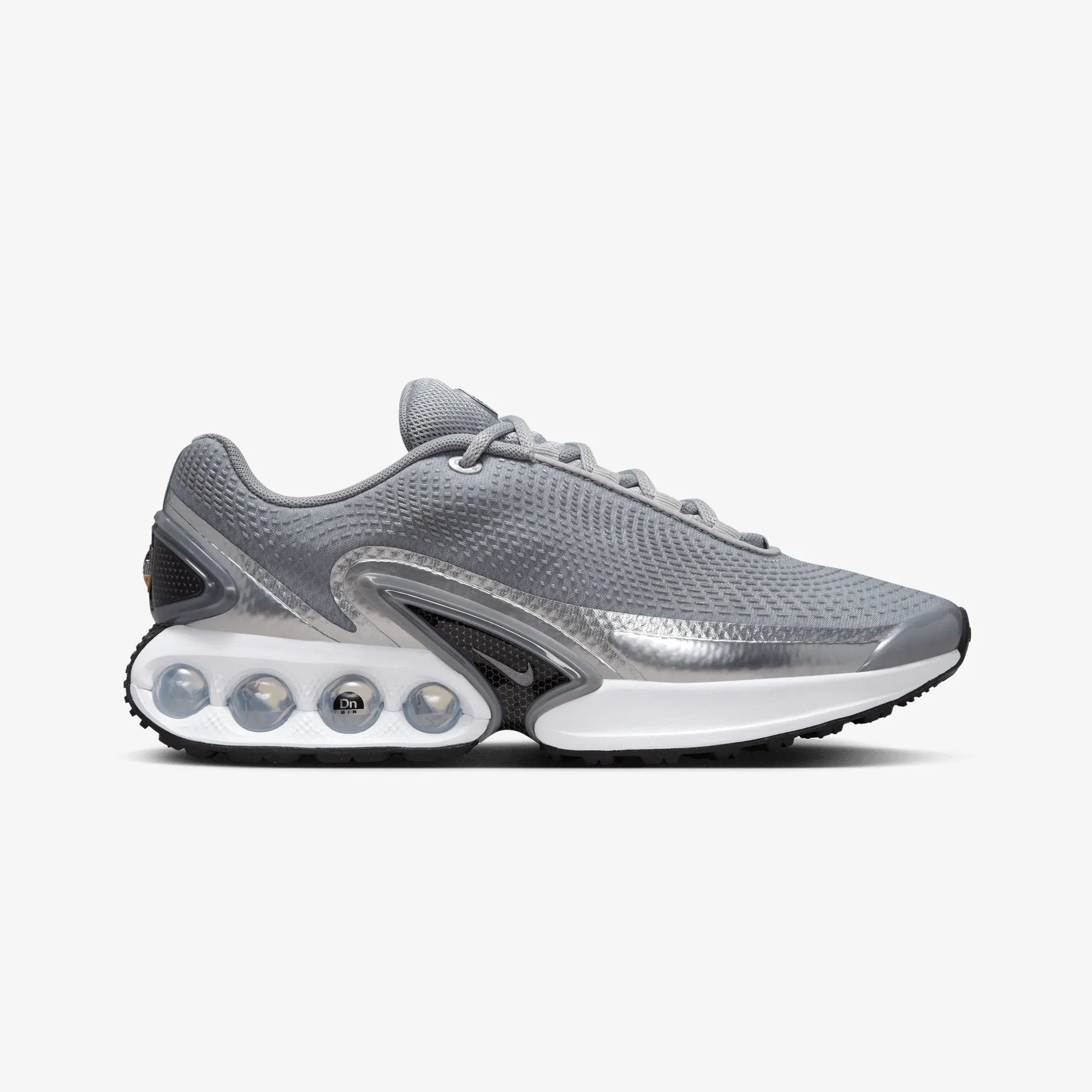 Nike | AIR MAX DN { METALLIC SILVER/METALLIC SILVER-WHITE Travel Step