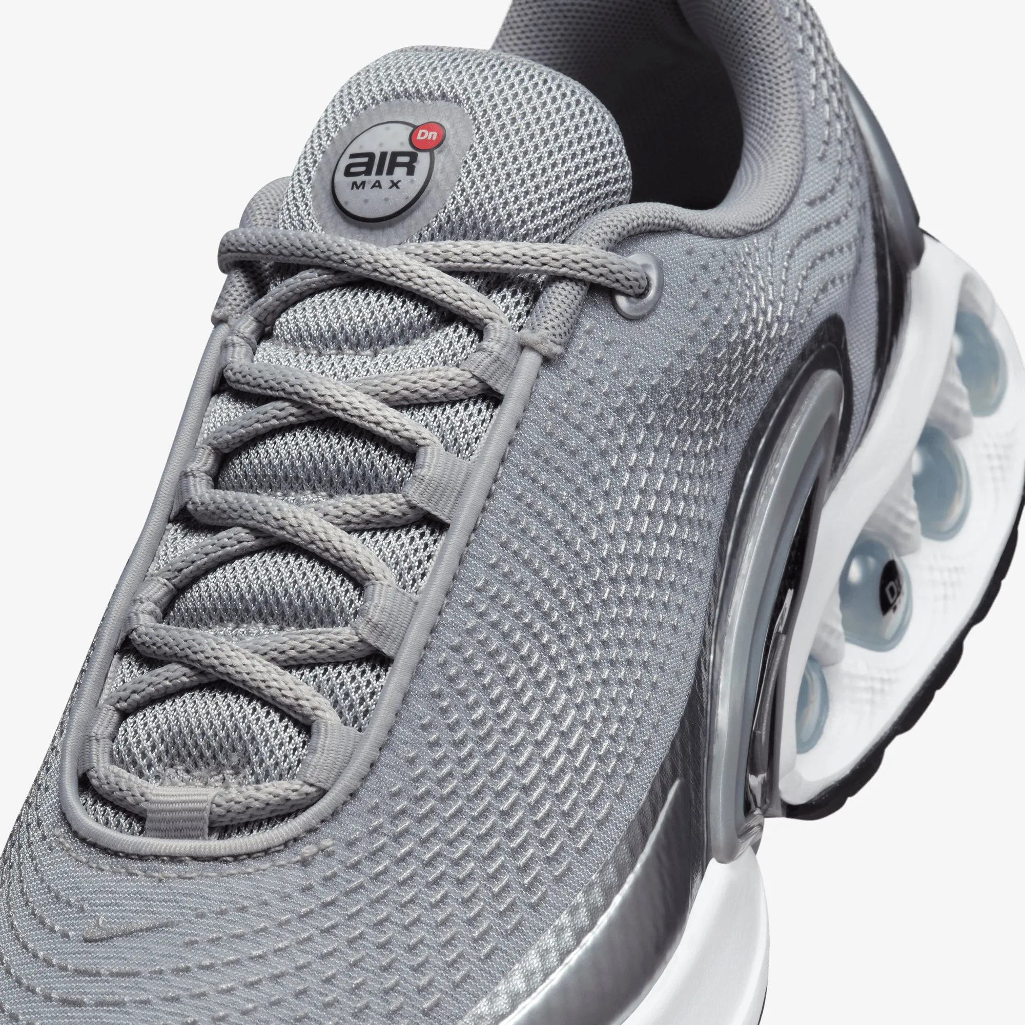 Nike | AIR MAX DN { METALLIC SILVER/METALLIC SILVER-WHITE Relax Step Glam fit