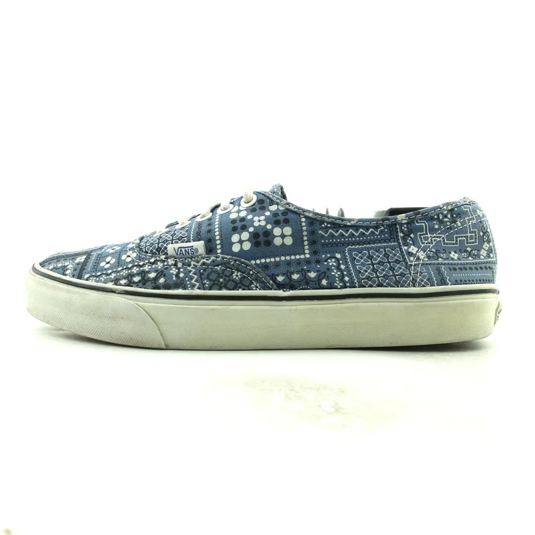 VANS AUTHENTIC Simple Style Soft outsole
