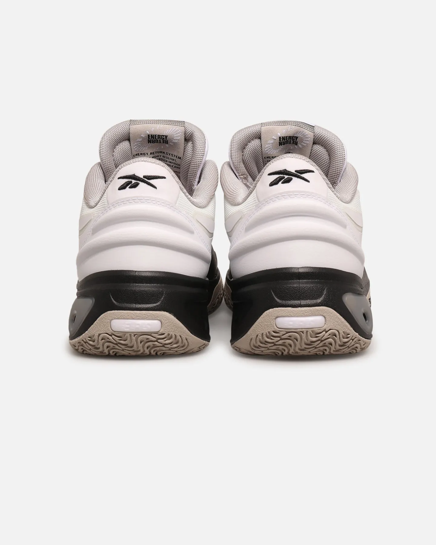 Reebok Engine A White/Black Shallow Footprint Move Smooth