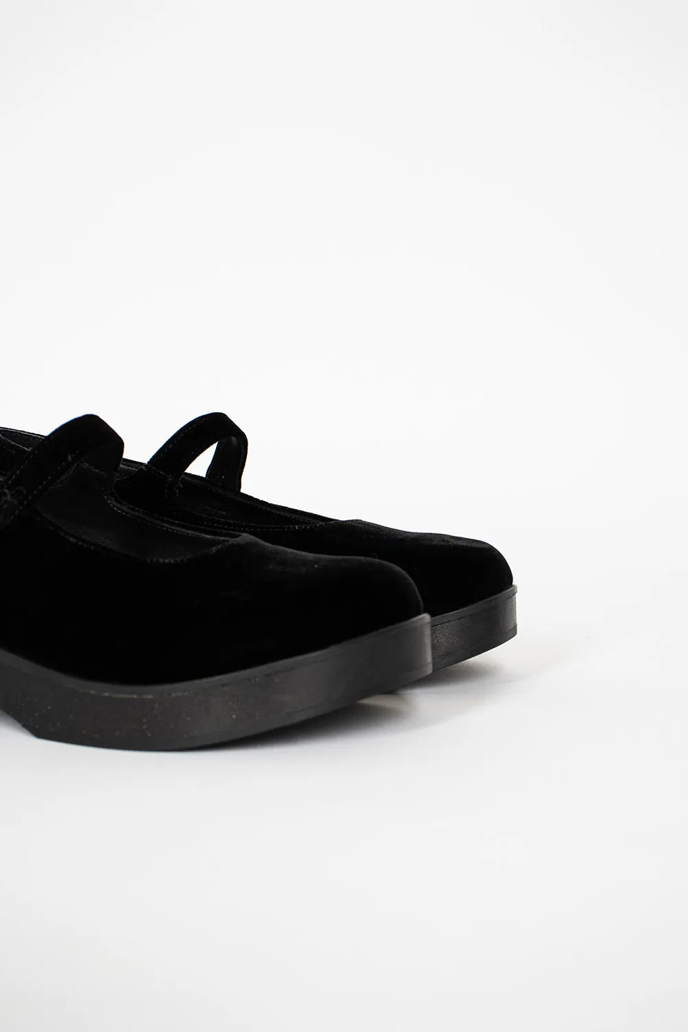 Button Ballerina Clog Black Kind Step