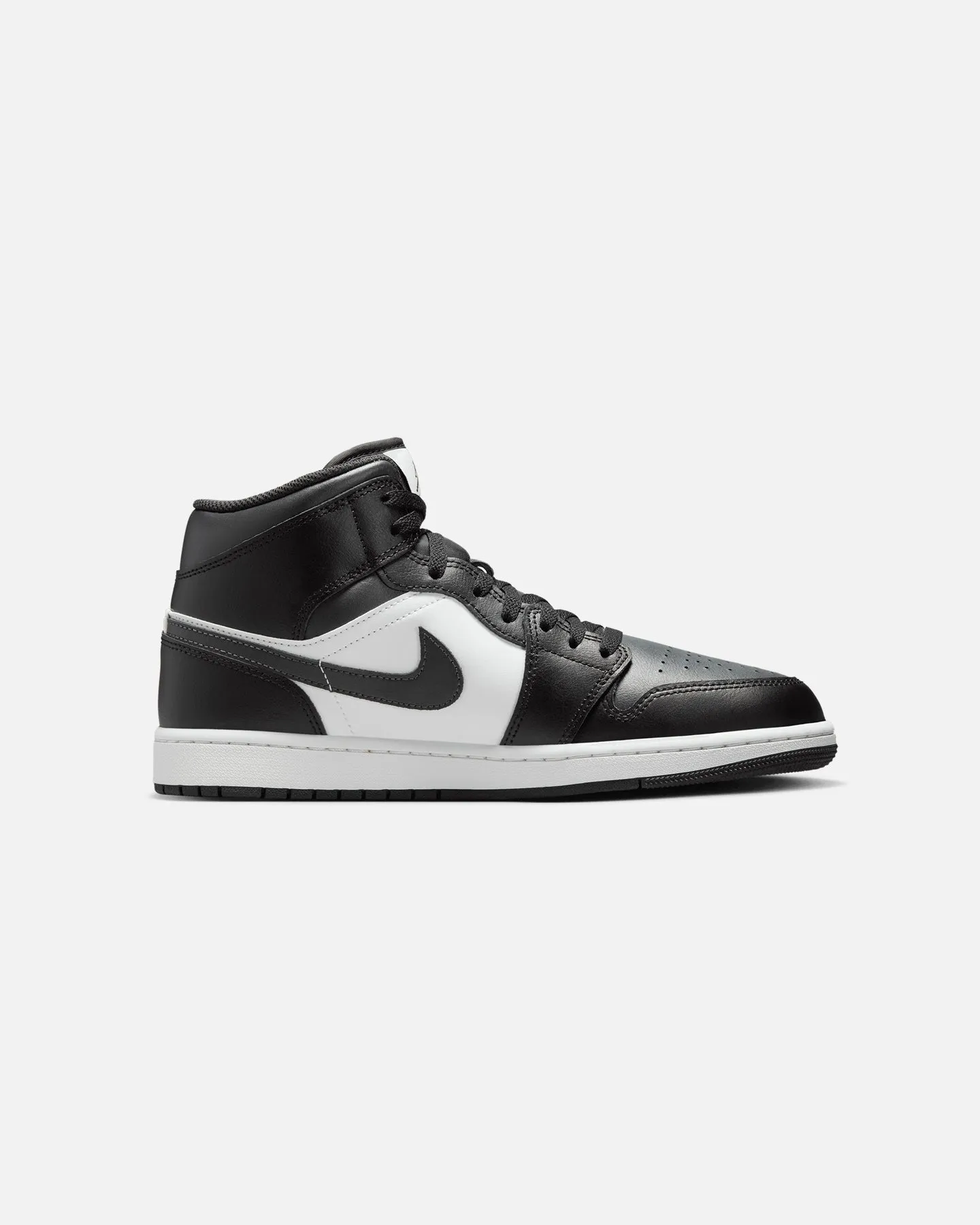 Jordan Air Jordan 1 Mid "Off Noir Toe"  Black/White Track Run On Trend
