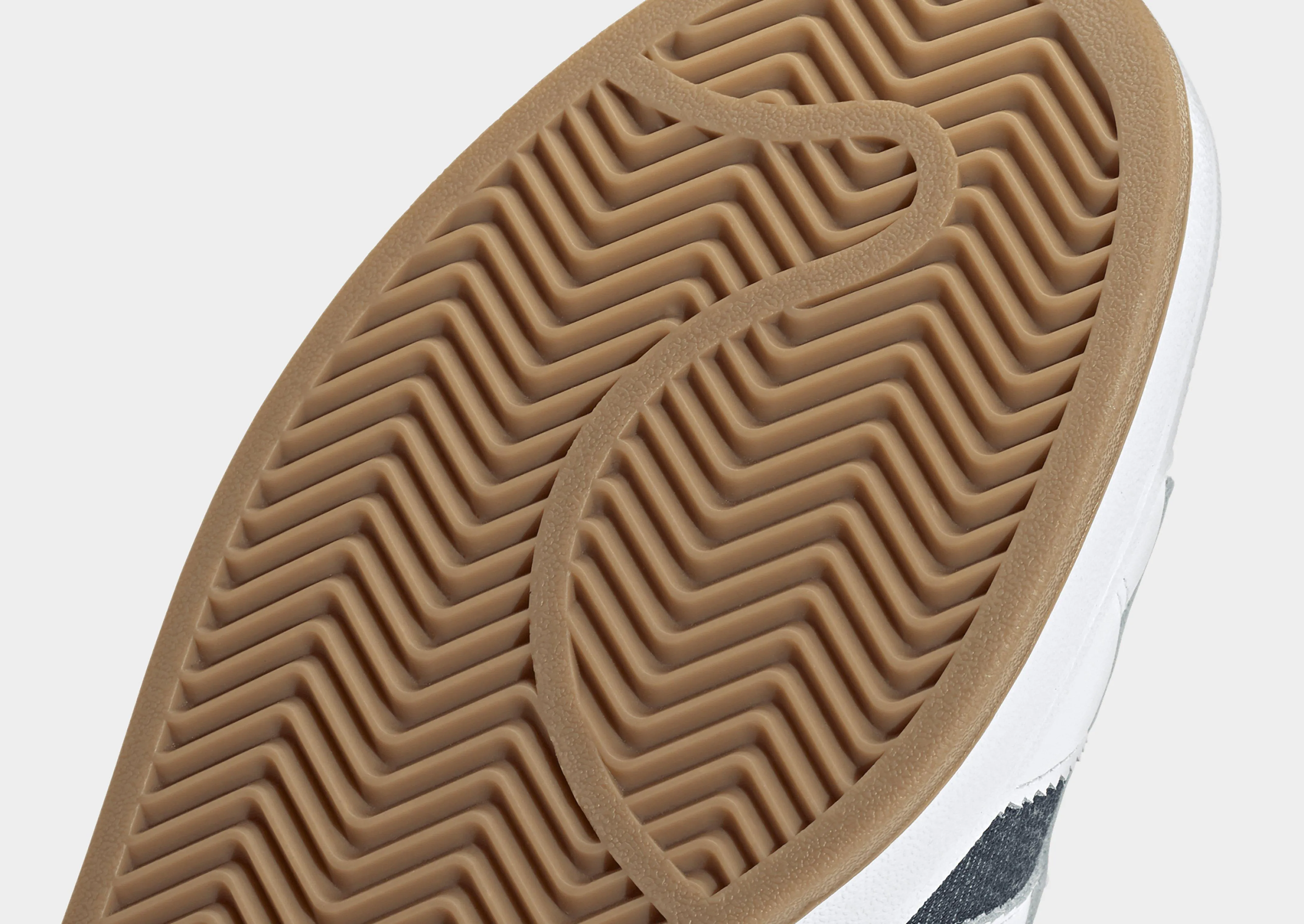 Campus 00S Animal Touch