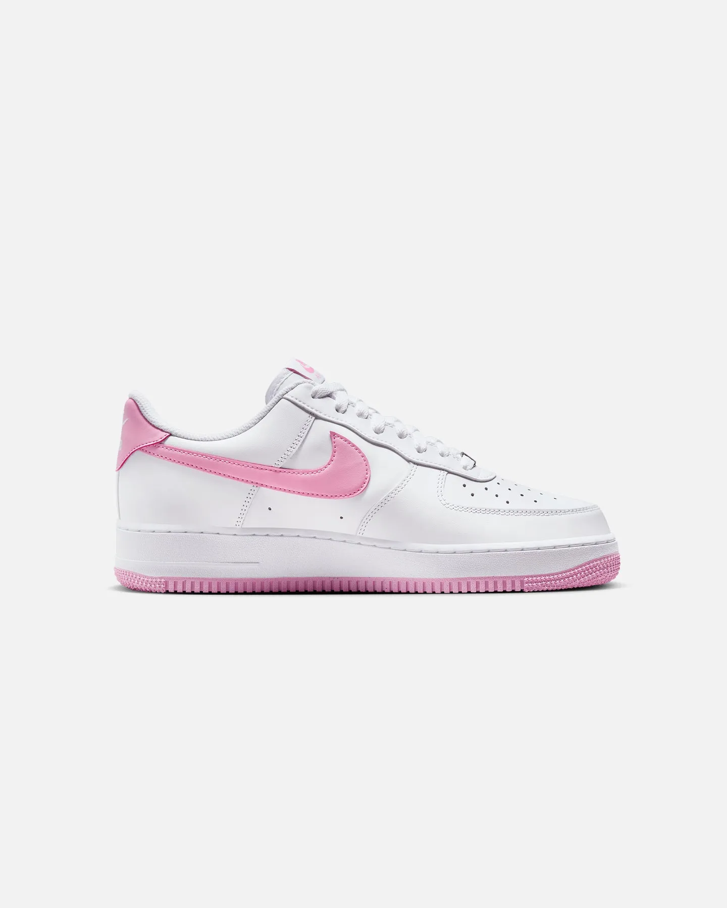 Nike Air Force 1 '07 Essentials White/Pink Rise Ventilation holes Foam Lining Standing Workers