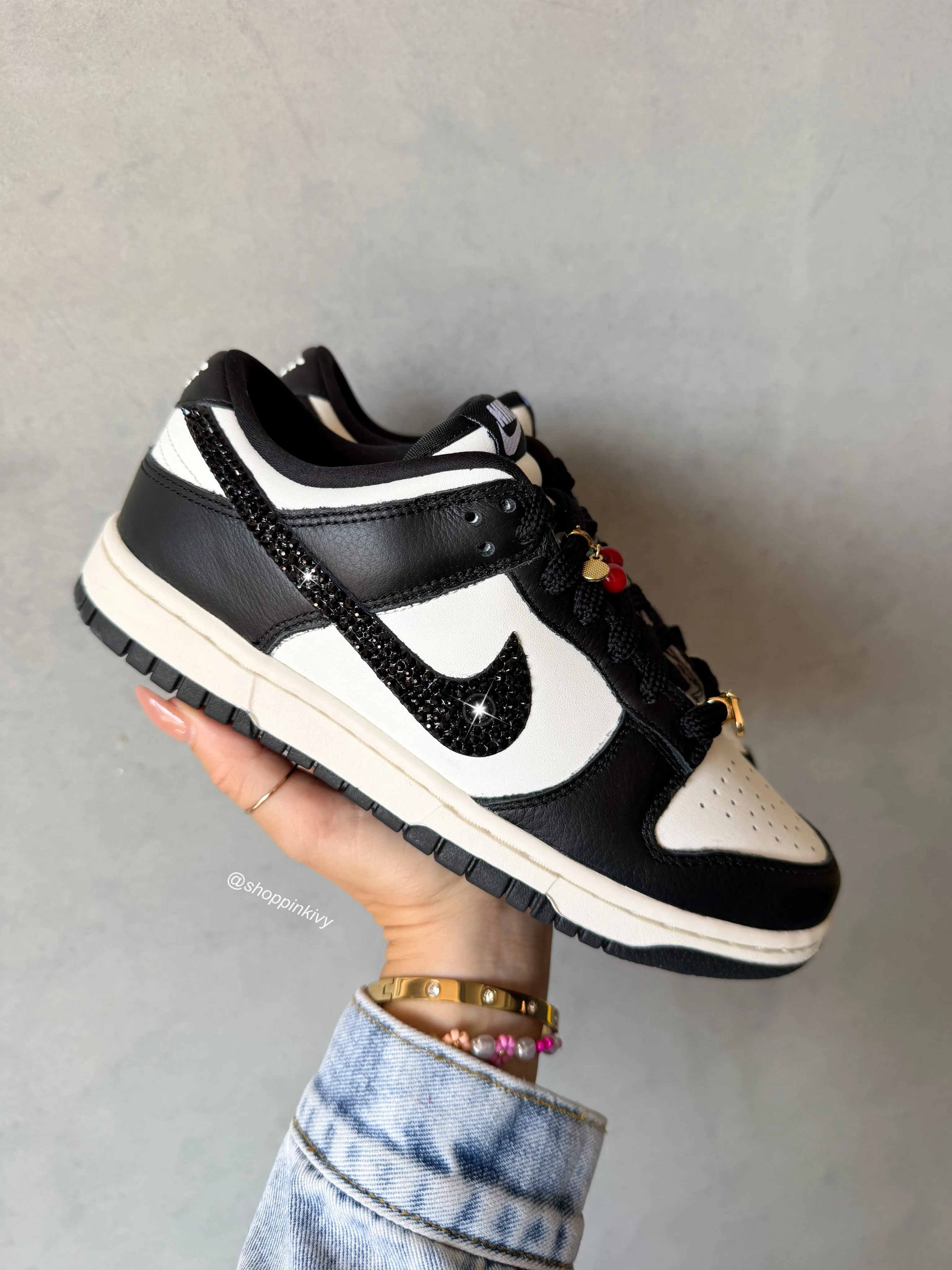 CHARMS Limited Edition Panda Swarovski Womens Nike Dunk Shoes Grass Step Walk Time