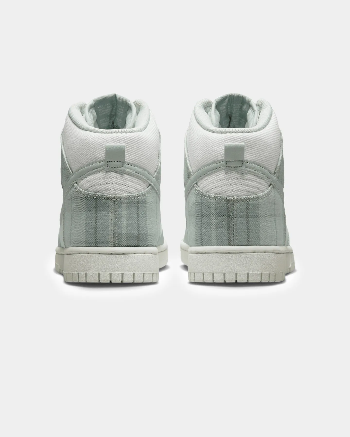 Nike Dunk High Retro SE "Plaid" Summit White Classic Chic