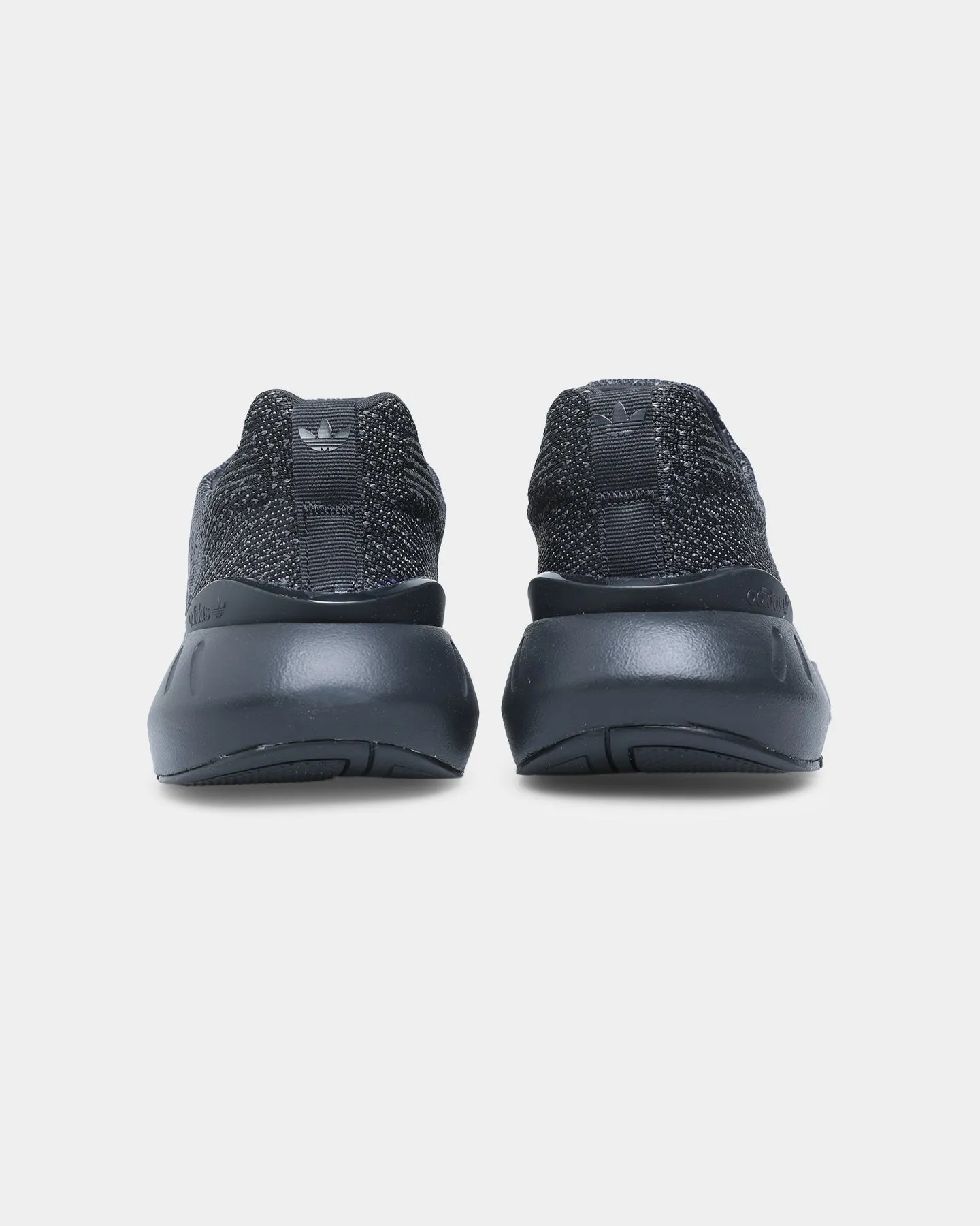 Adidas Swift Run 22 Core Black / Core Black / Grey Five Supportive Core Fitness Training synthetic leather