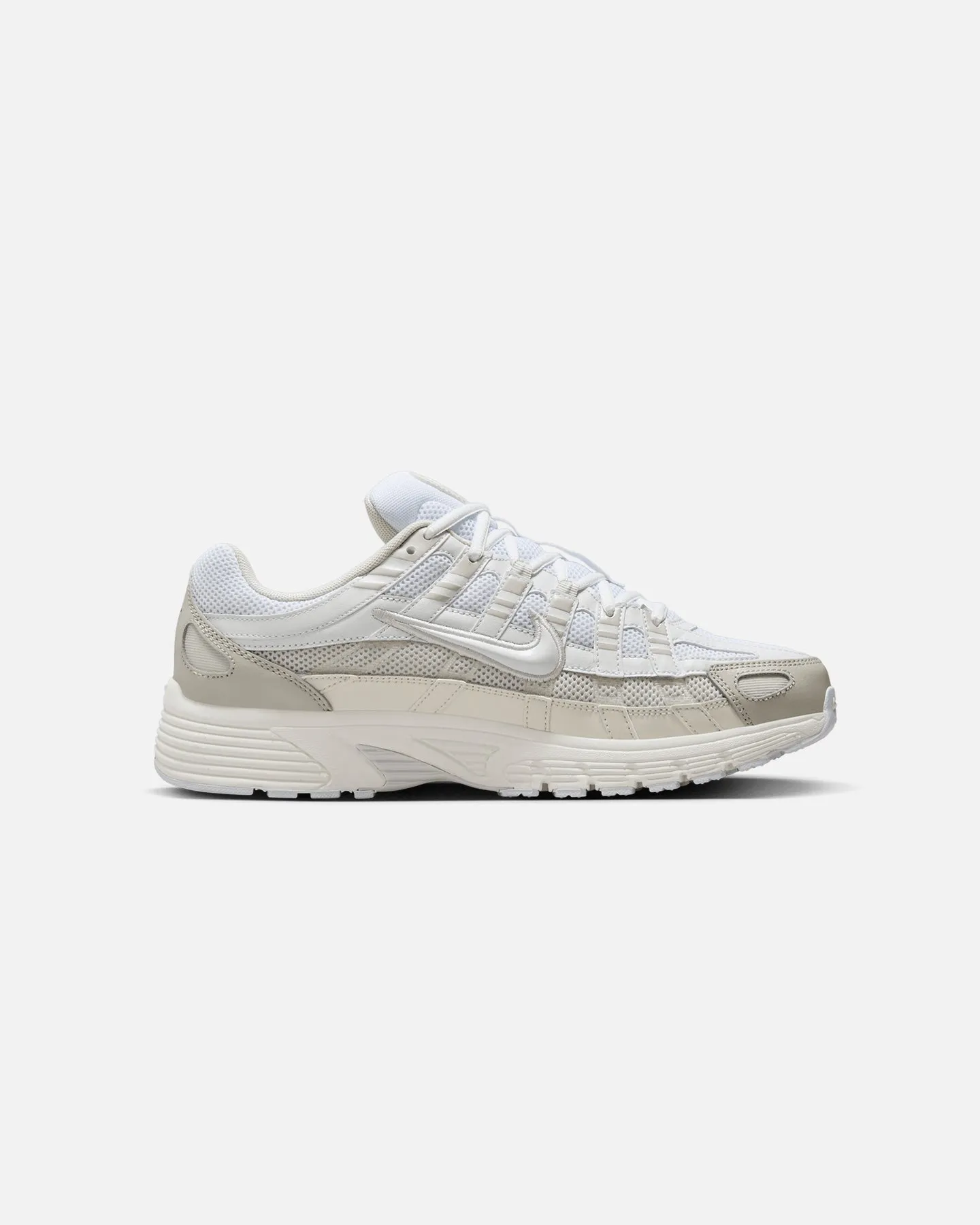 Peak Step Flexible Fit City Adventure Nike P-6000 White