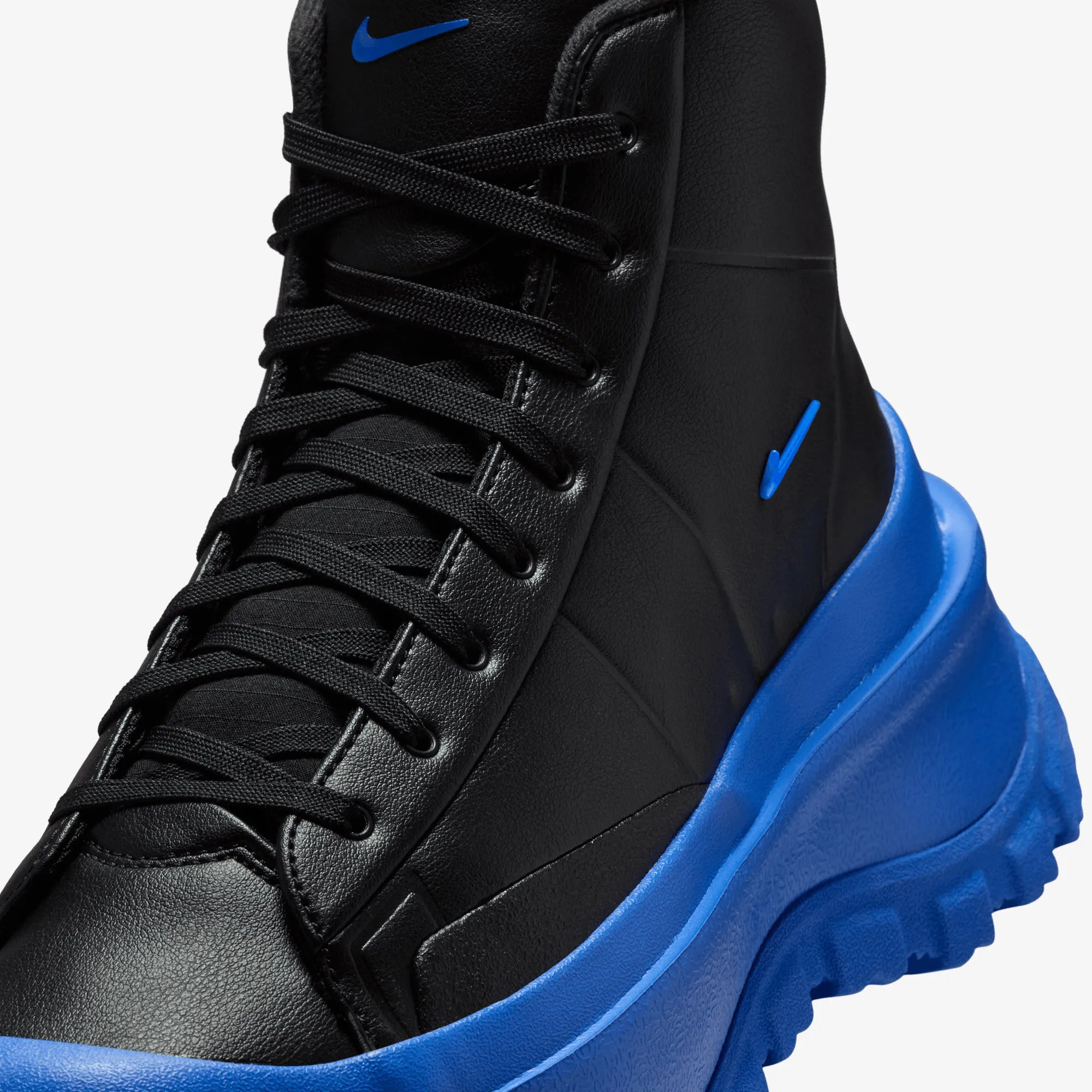 Air   Circulating NIKE | BLAZER ROAM MID { BLACK/RACER BLUE