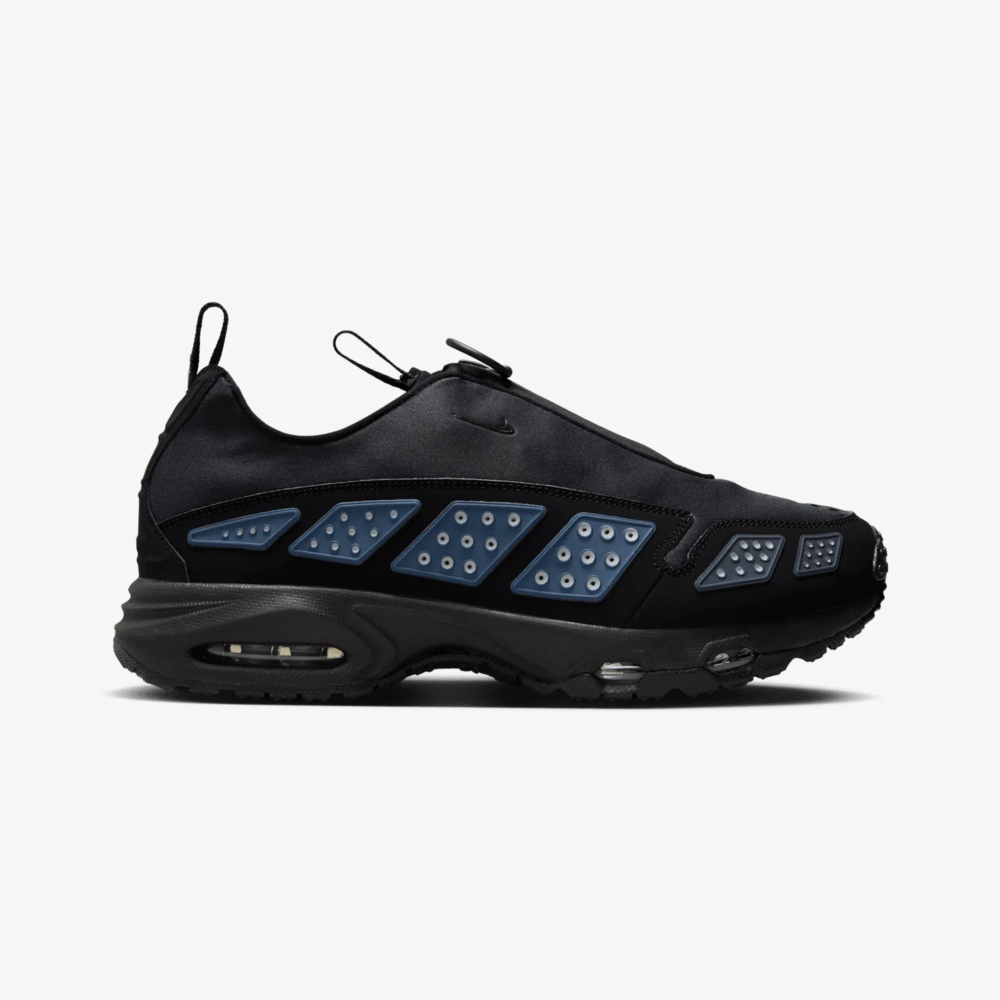 NIKE | AIR MAX SNDR { BLACK & SILVER Seamless Motion Efficiency