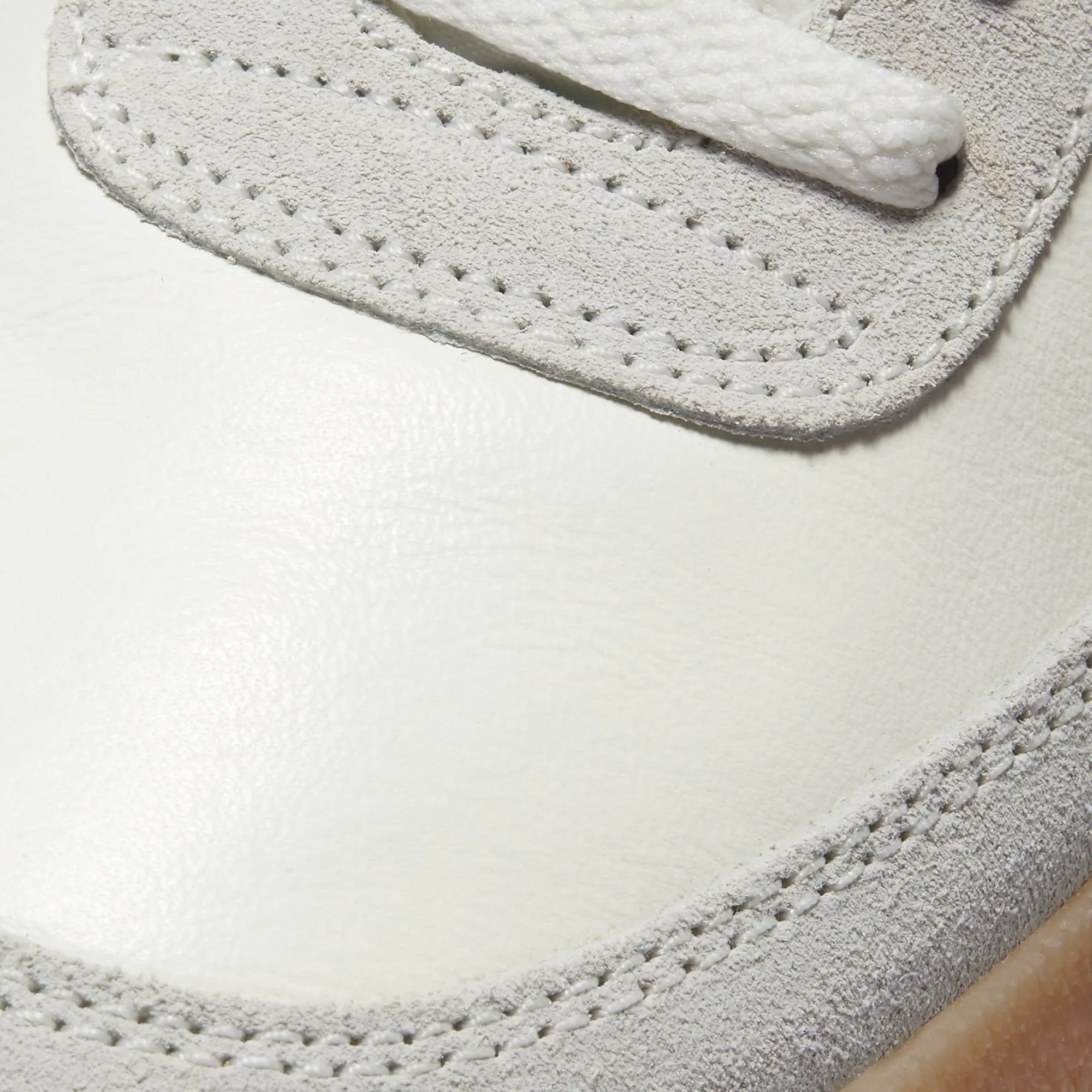 Nike | KILLSHOT 2 LEATHER  { SAIL/SAIL-GUM YELLOW-BLACK Ventilation Tech