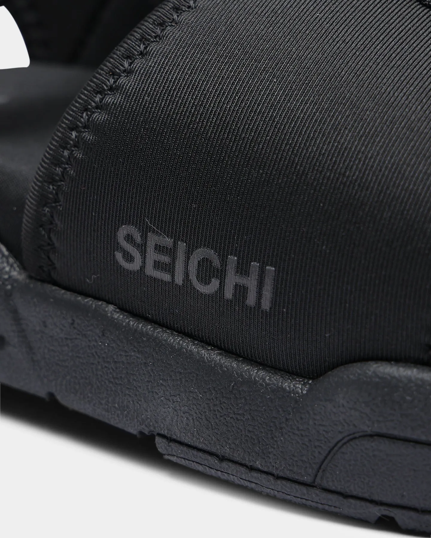 Flexible Sole Seichi Sandoru Sandal Black