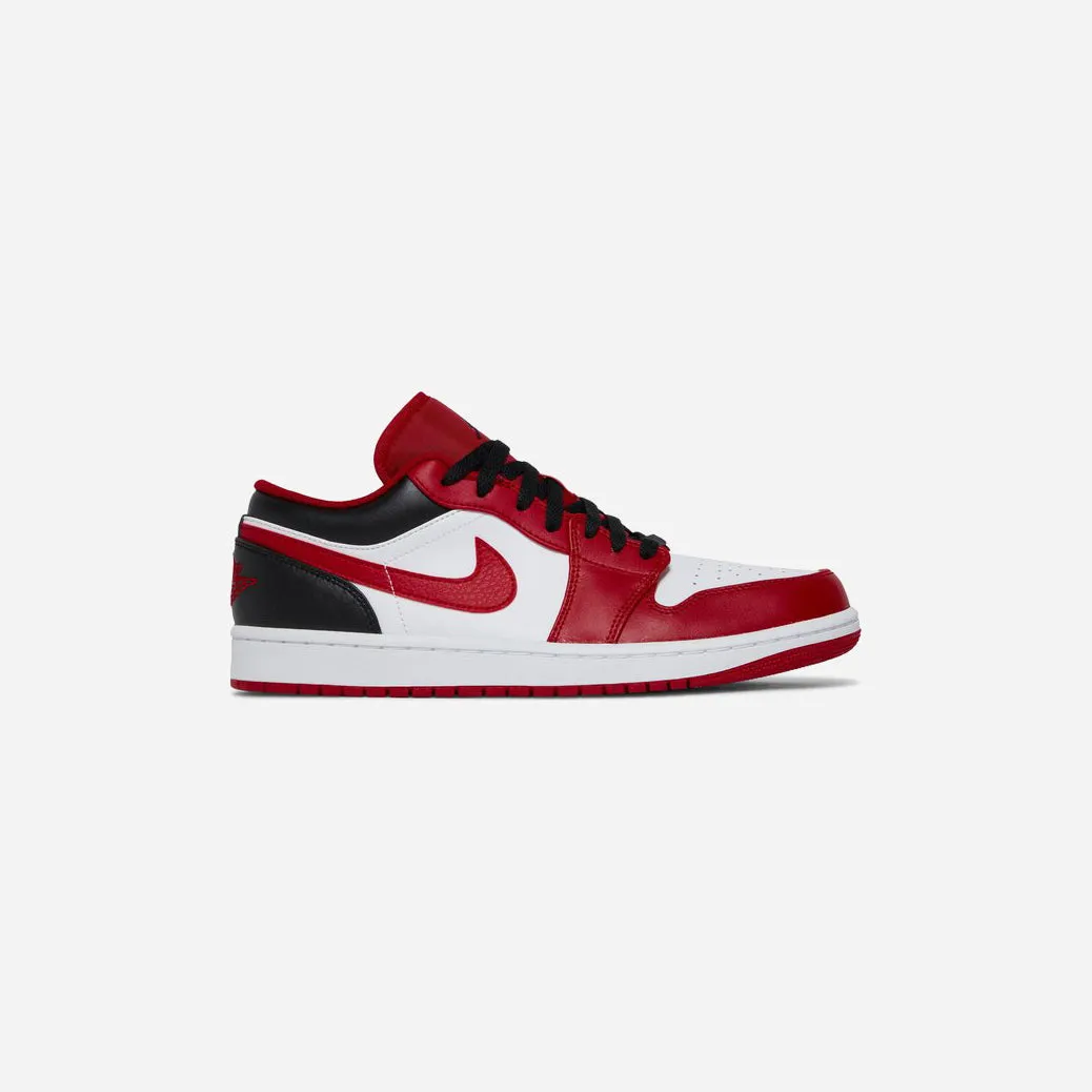 Stretch Material Nike Air Jordan 1 Low 'Reverse Black Toe'