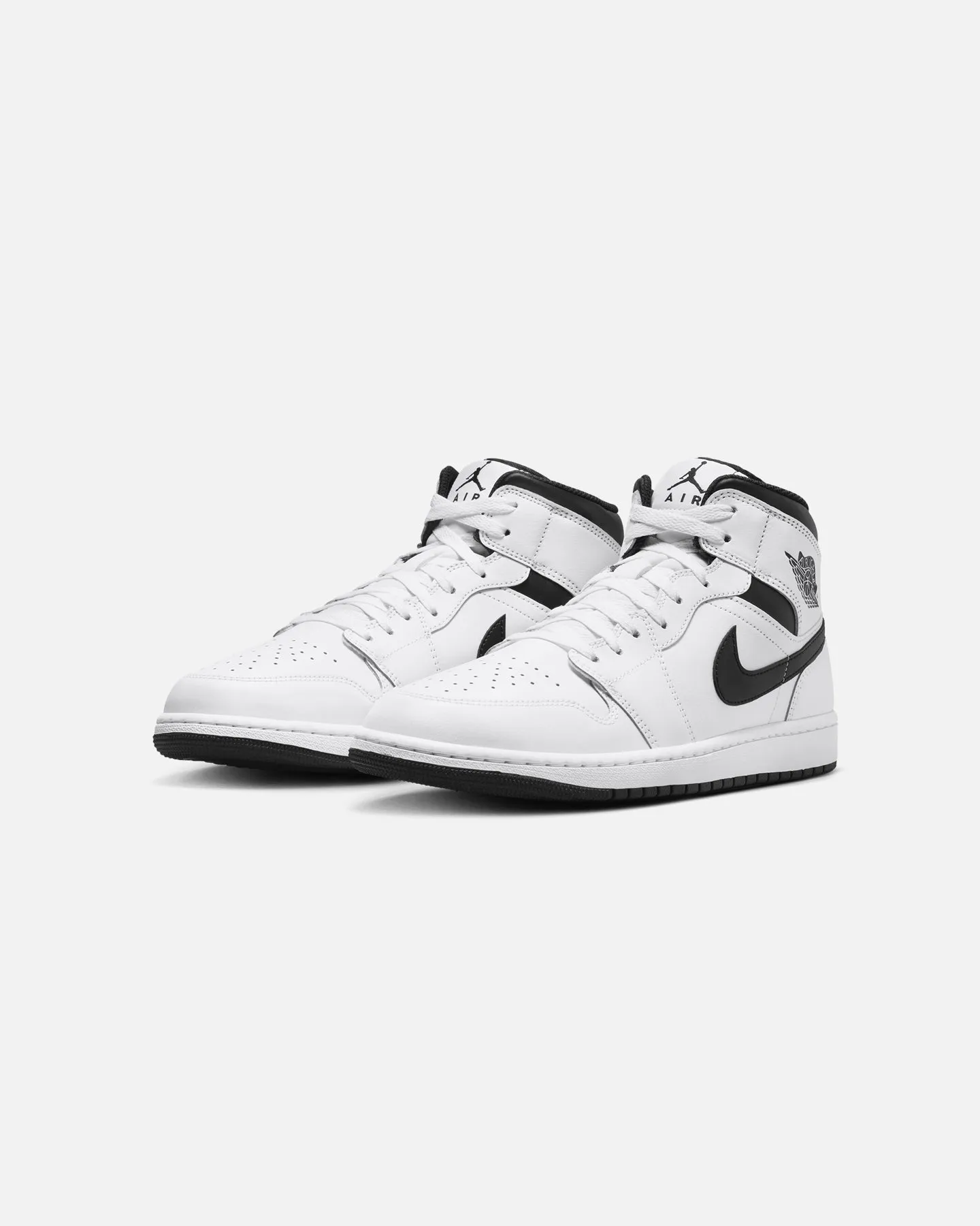Jordan Air Jordan 1 Mid White/Black Supportive Core Weekend Warriors Island Vibe