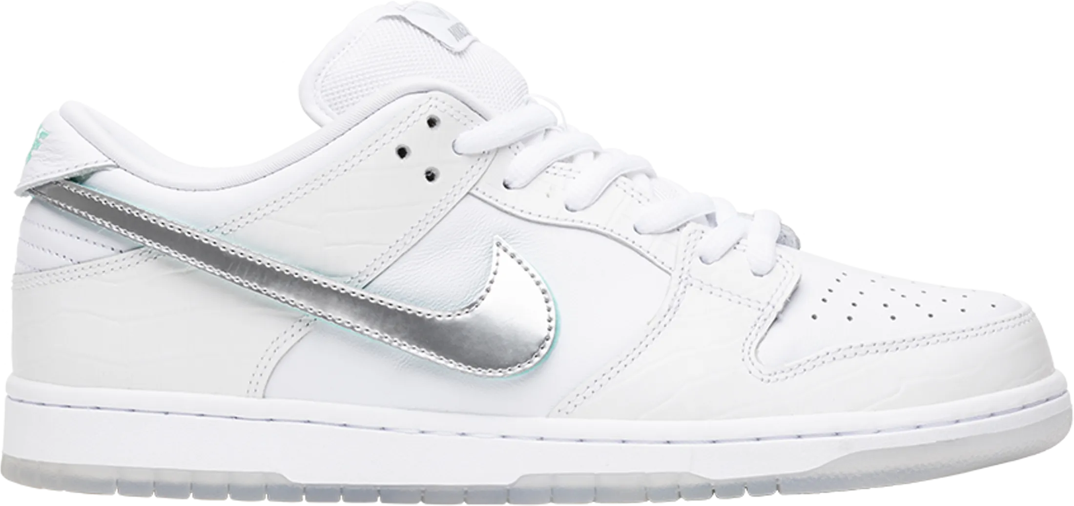 Step Focus Diamond Supply Co. x Dunk Low Pro SB 'White Diamond' -  BV1310 100