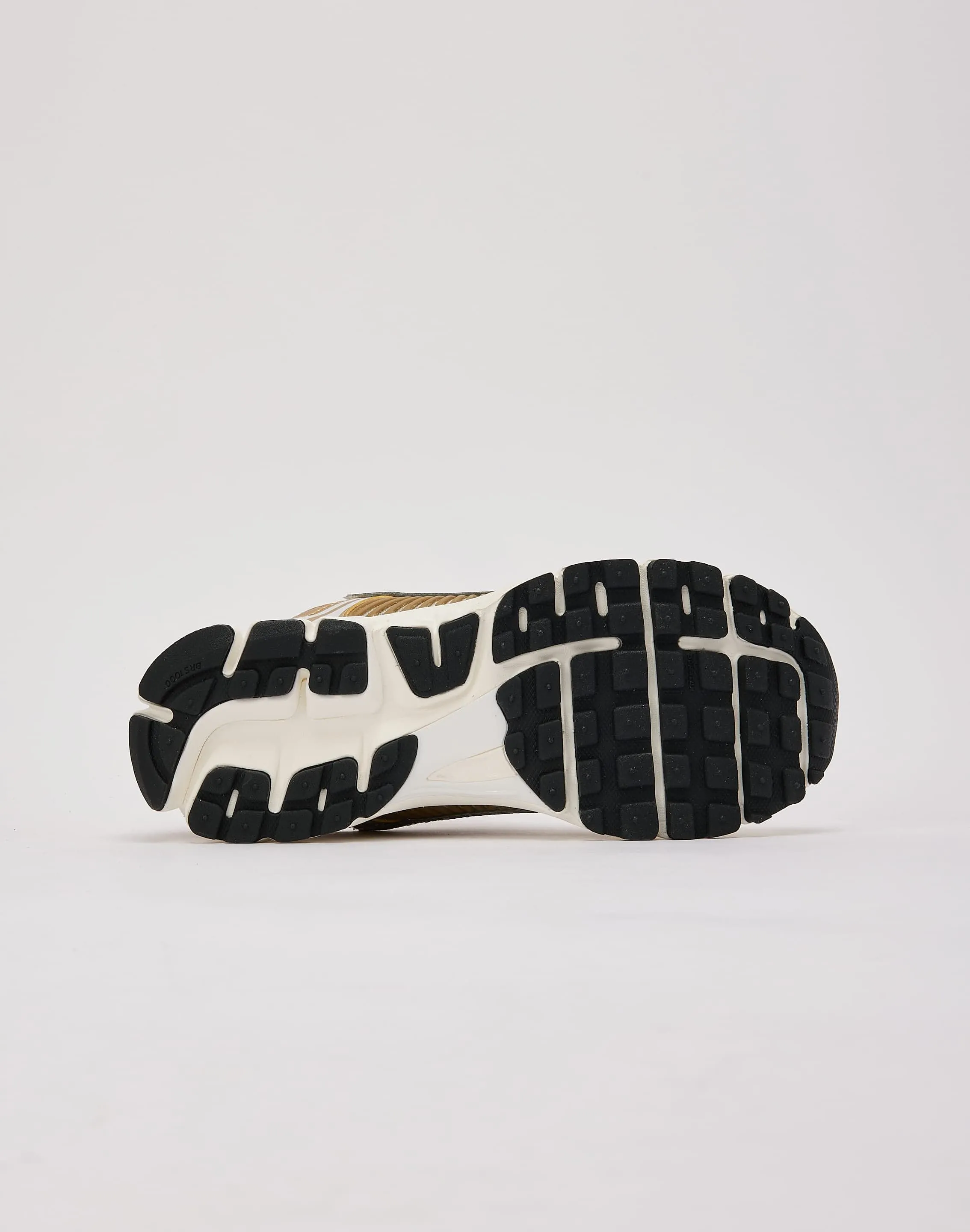 easy - clean shoes leather upper shoes Nike Zoom Vomero 5