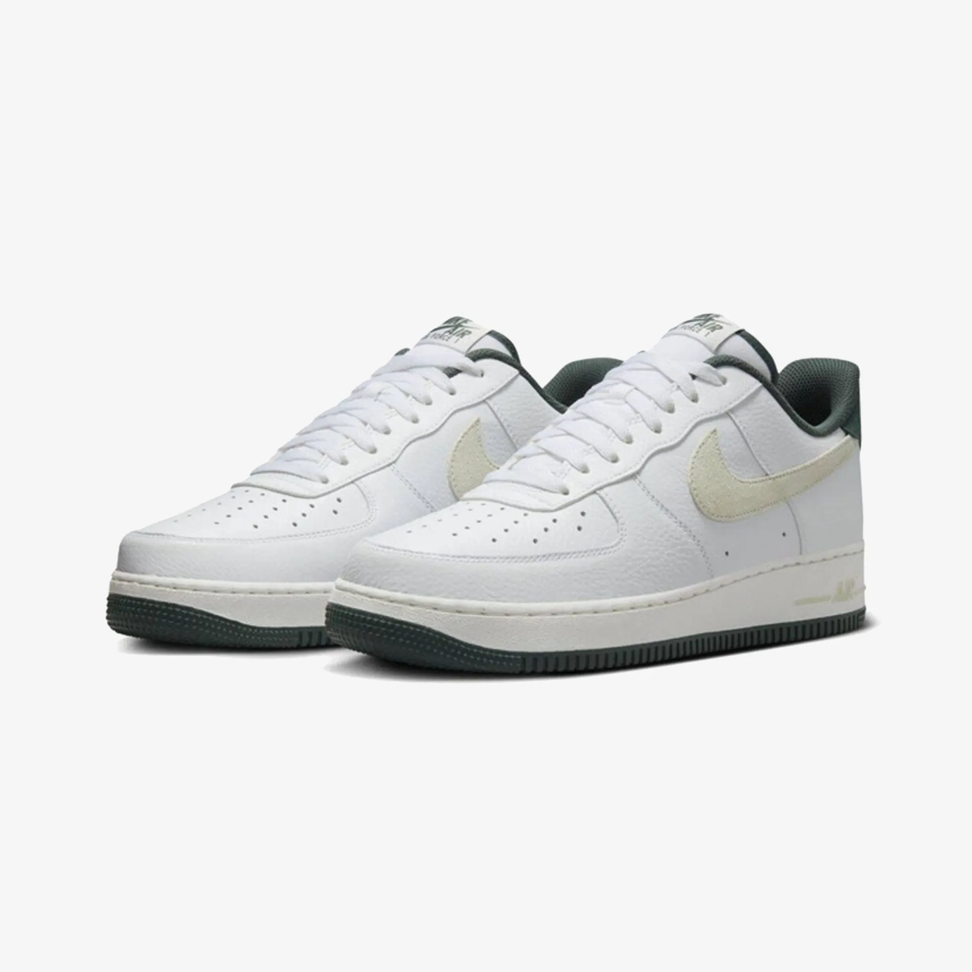 NIKE | AIR FORCE 1 '07 LV8 { WHITE/CREAM/GREEN TPU Stabilizer Flex Groove Technology