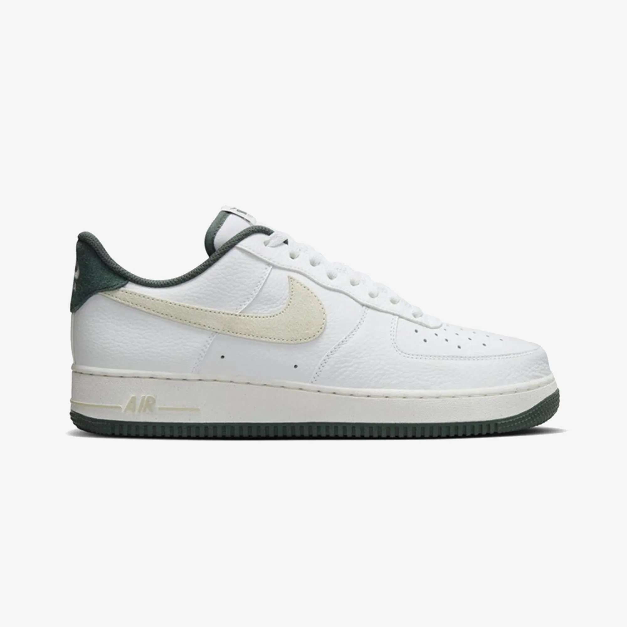 Torsion Rigidity NIKE | AIR FORCE 1 '07 LV8 { WHITE/CREAM/GREEN
