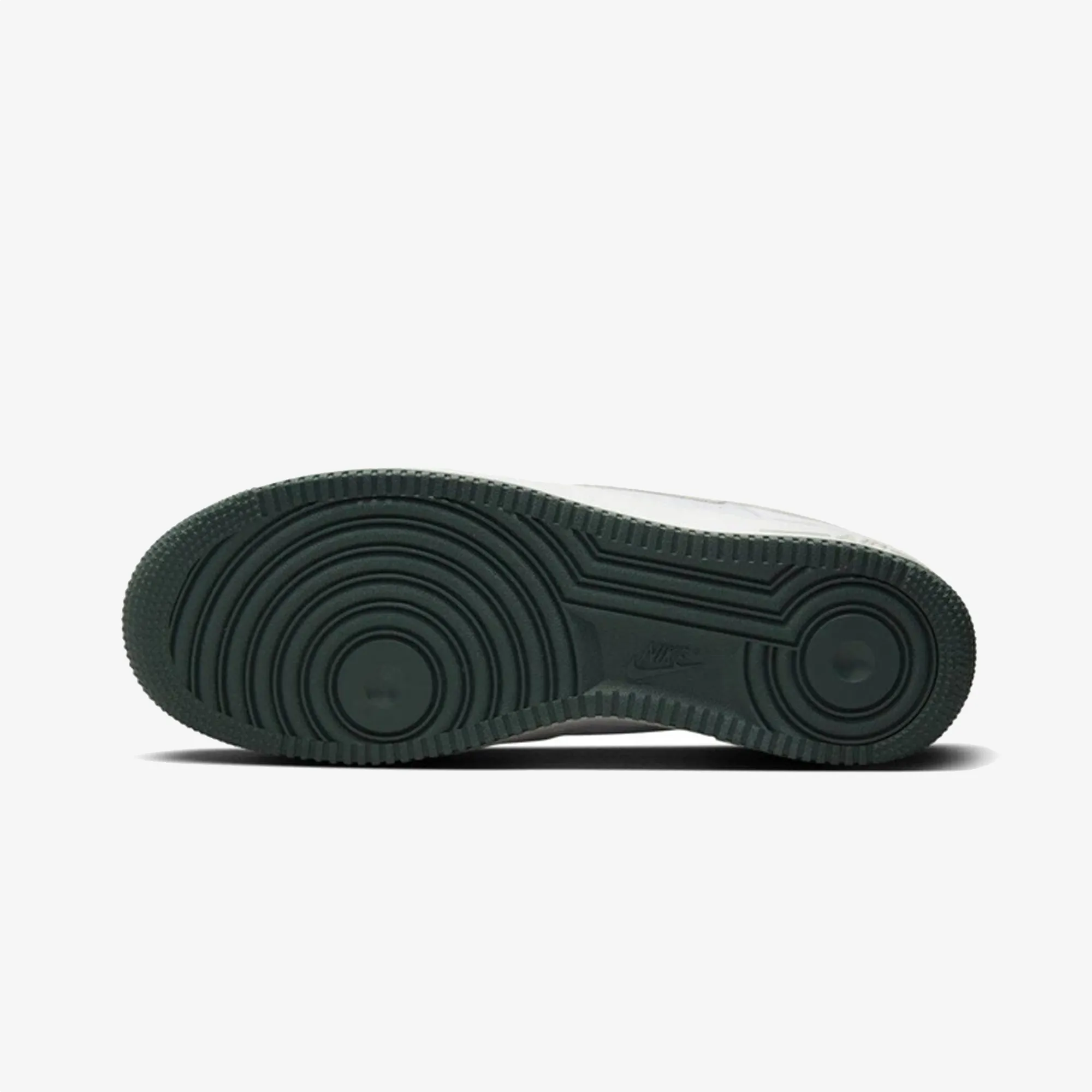 NIKE | AIR FORCE 1 '07 LV8 { WHITE/CREAM/GREEN Comfortable Touch