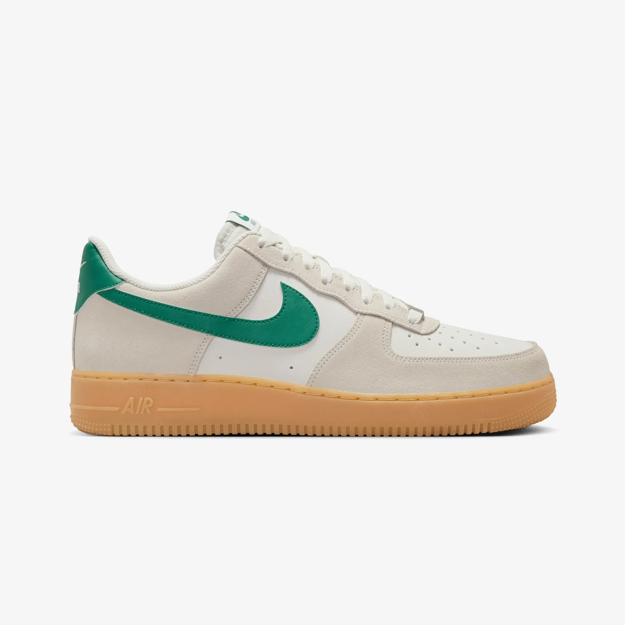 NIKE | AIR FORCE 1 '07 LV8 { PHANTOM/MALACHITE-GUM YELLOW Extra Flex