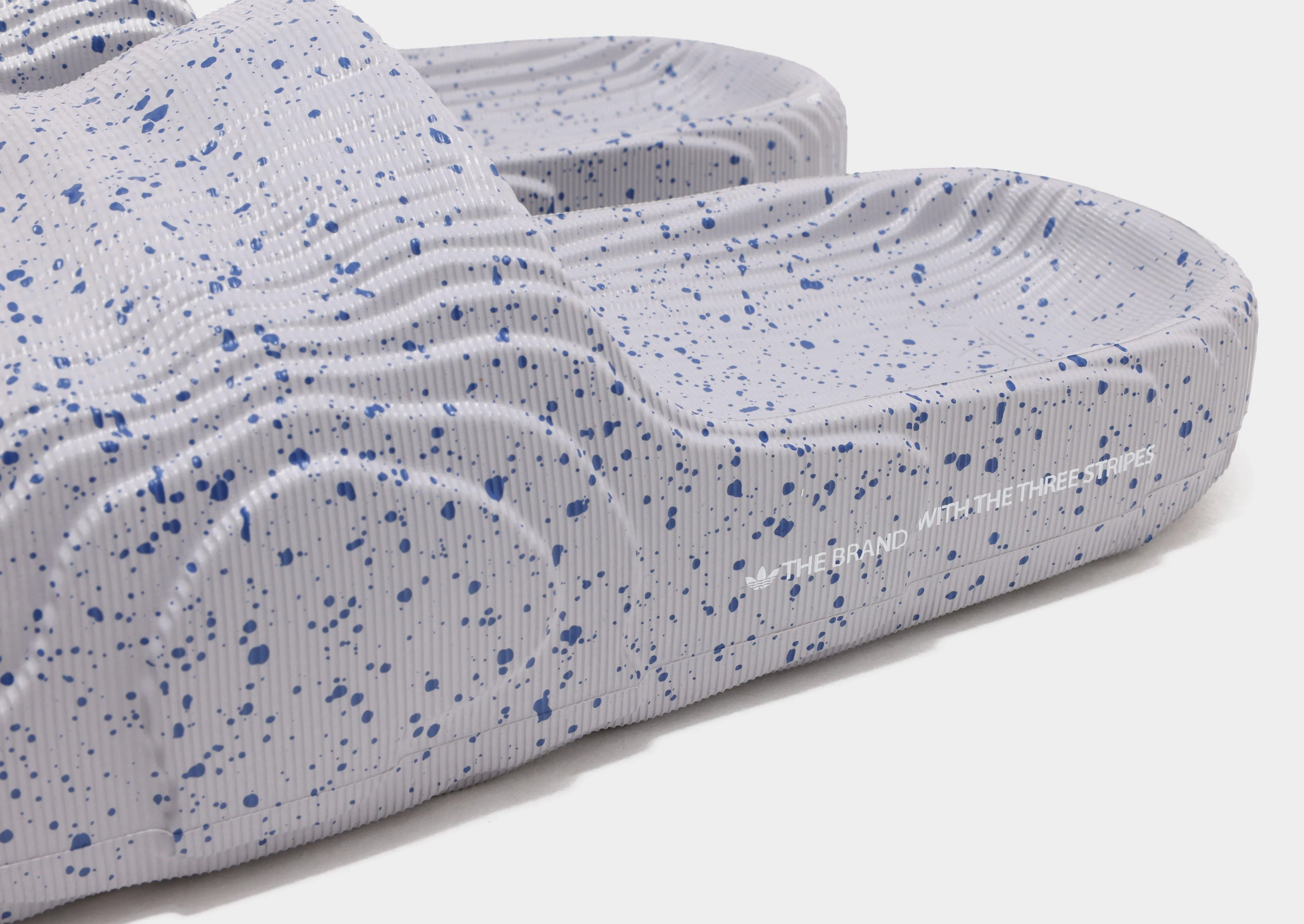 Walk-Ready Shoes Adilette 22 Slides