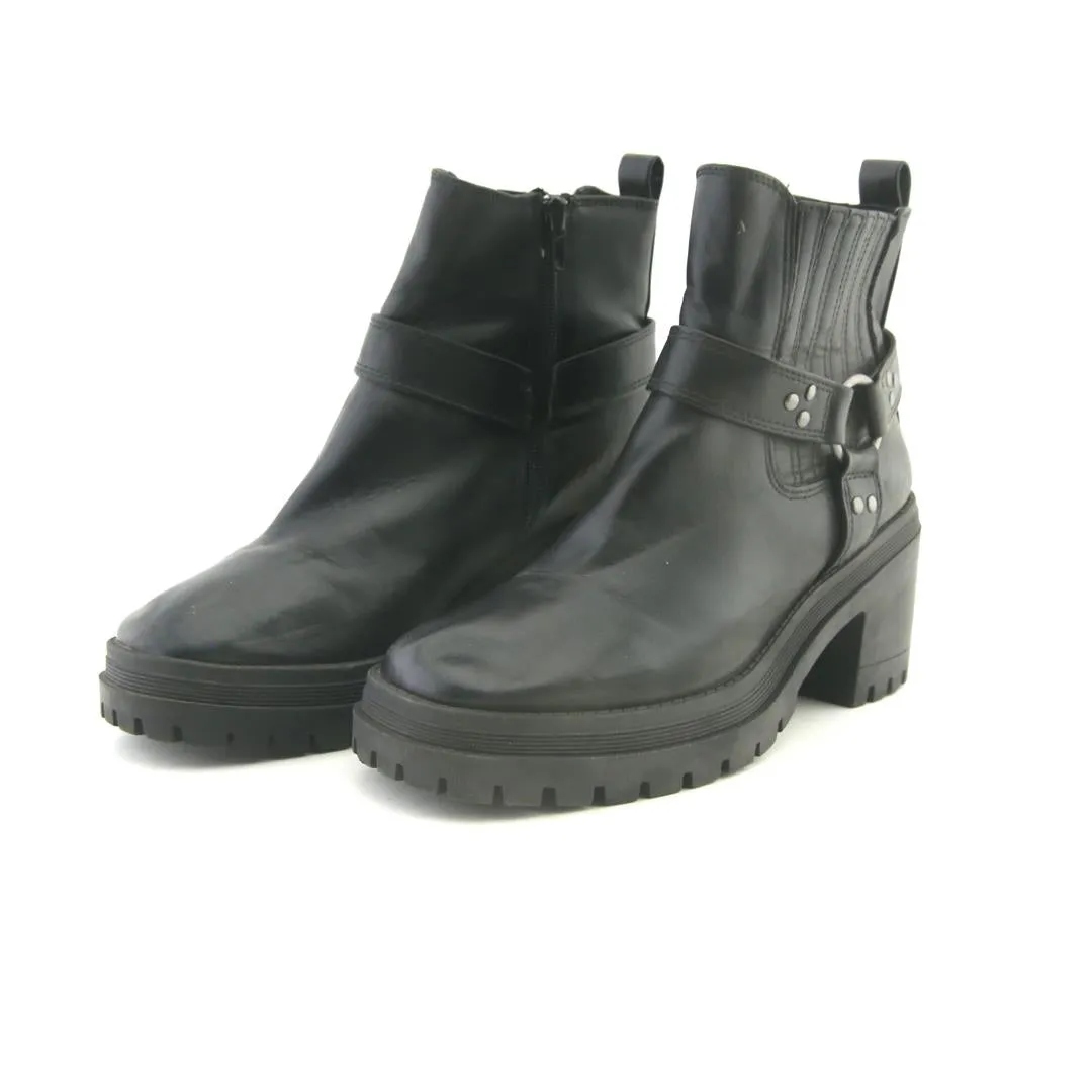 Cold Ready Work Smart SINCERELY JULES DOLPHIN