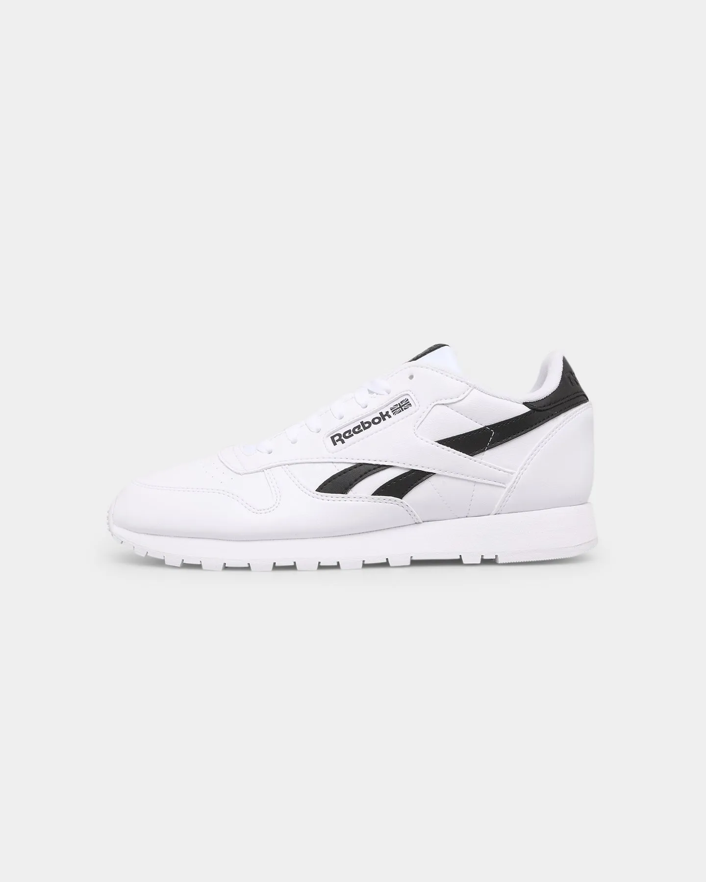 Reebok Classic Vegan Leather Sneaker White/Classic Black Angel Mood Feather Light Cold Weather