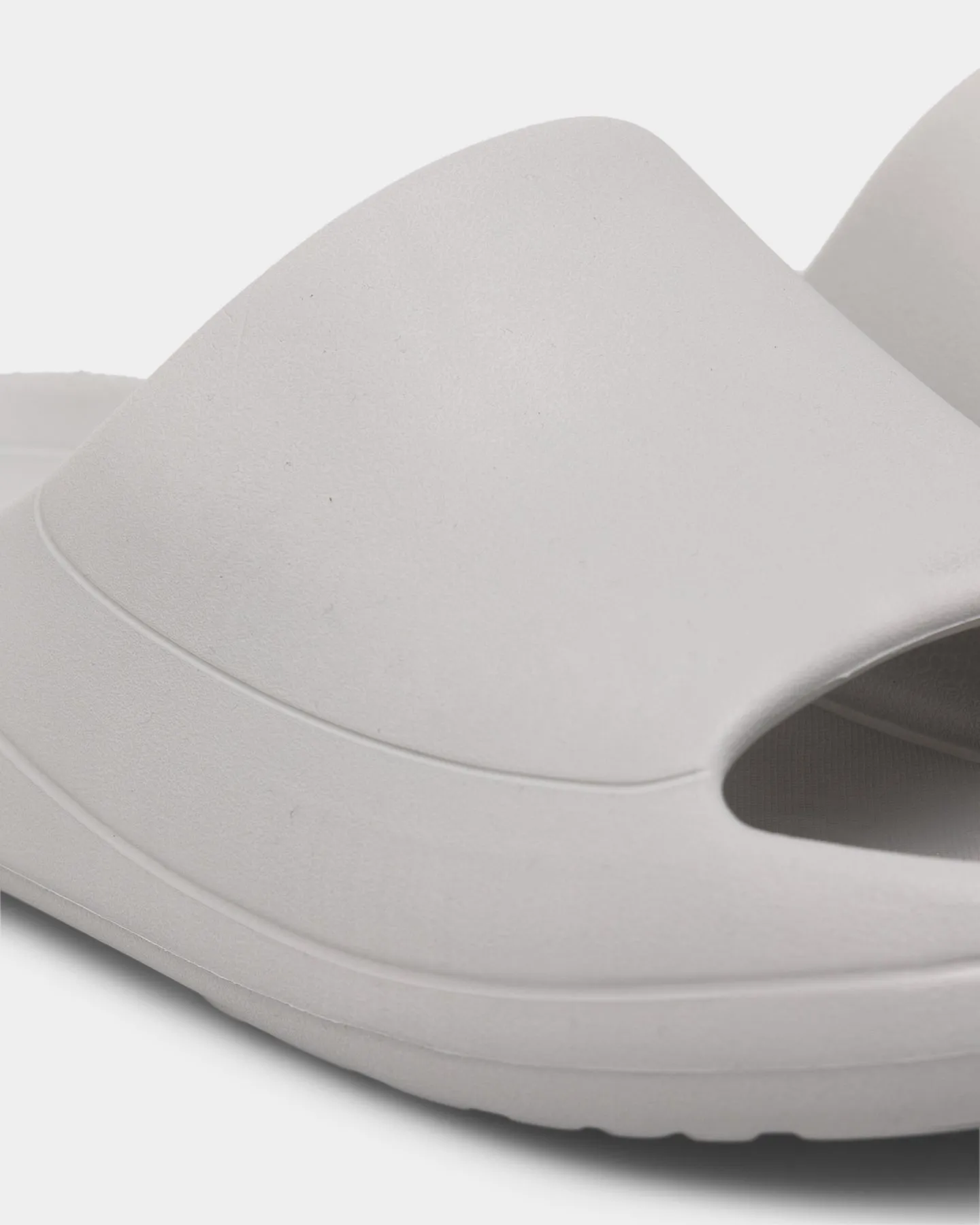 Elevn Clothing Co Wade Slide Grey Quick Dash