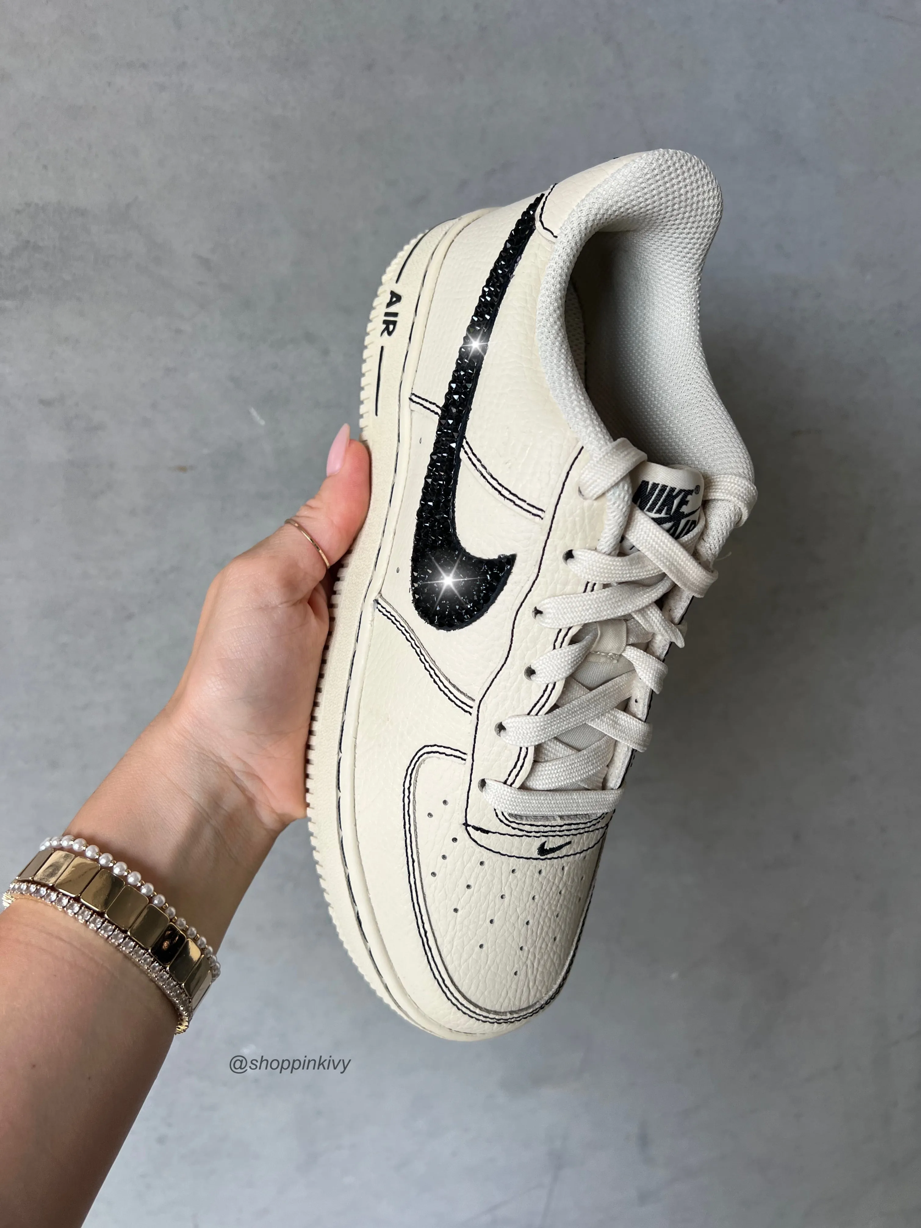 Free Step VINTAGE Swarovski Women??s Air Force 1 Low Shoes