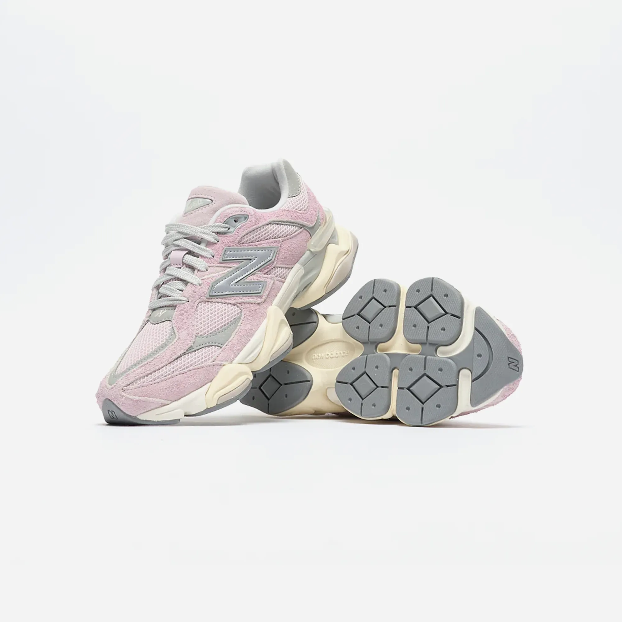 New Balance 9060 December Sky arctic - themed running option