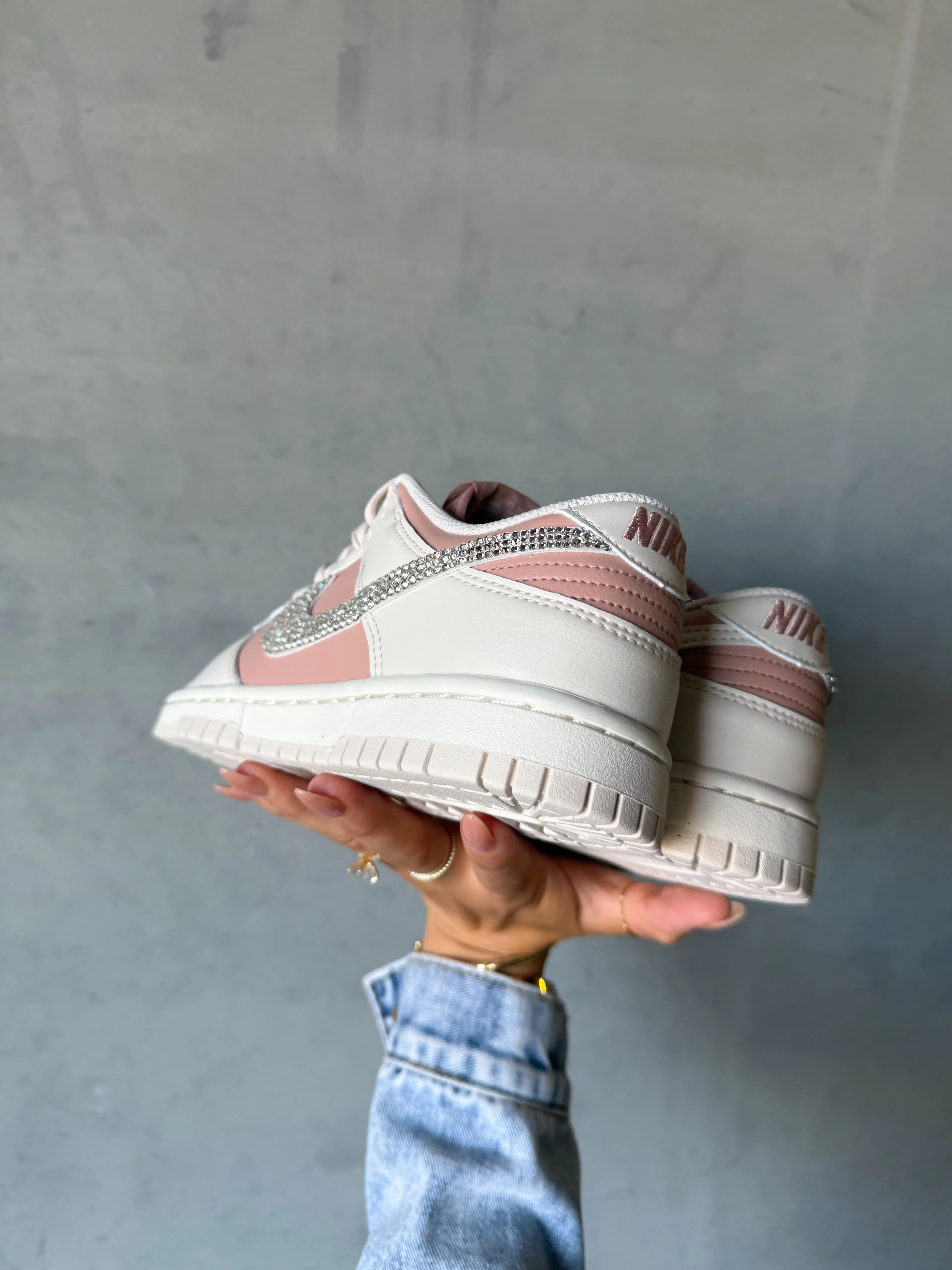 ?NEW INTRO PRICE?Neutral Blush Swarovski Womens Nike Dunk Shoes Lace   Up Style