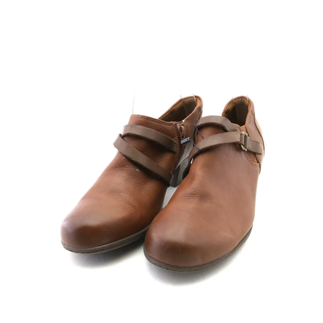 CLARKS COLLECTION Easy Wear Boot Light Layers