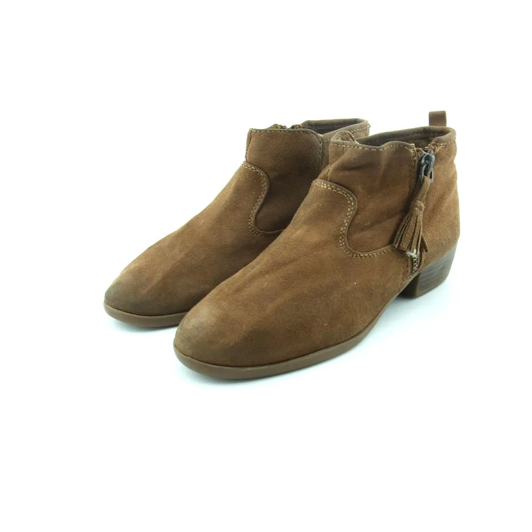 Cool Weather Travel Chic CAT AND JACK .