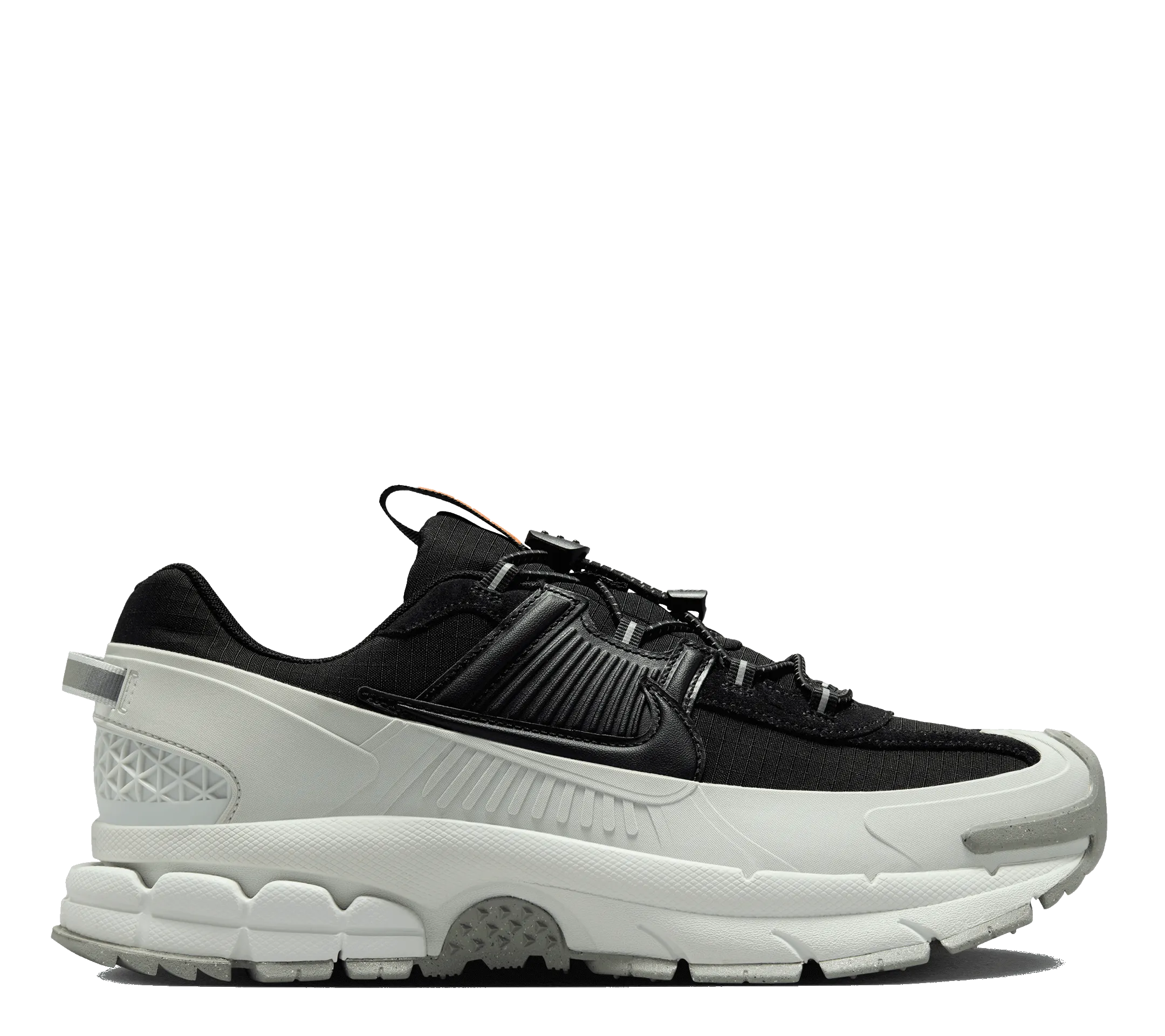 Nike Zoom Vomero Roam Shine Tone Pastel tone