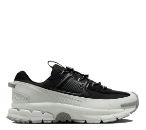 Nike Zoom Vomero Roam Shine Tone Pastel tone