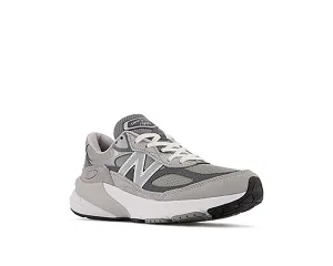 Women`s W990v6 Sneakers removable insoles Sports Gear