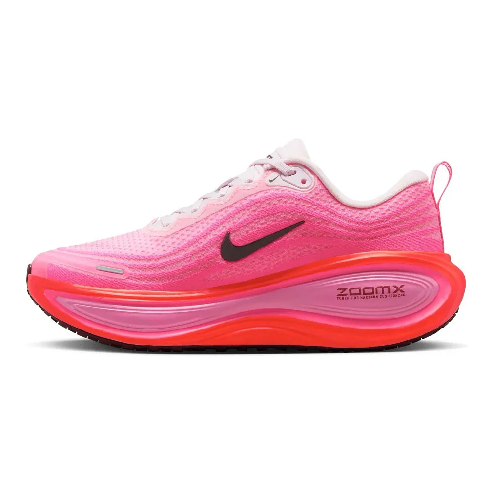Women's Nike Vomero Plus Traction pattern Total Comfort
